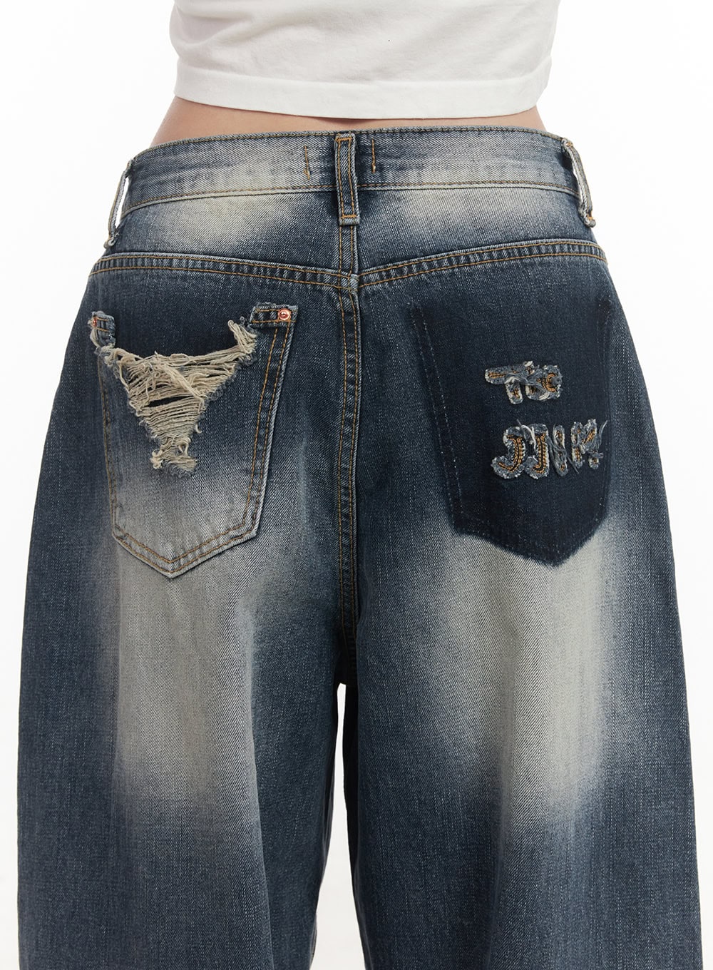 Julie Washed Baggy Jeans with Embroidered Detail CF514