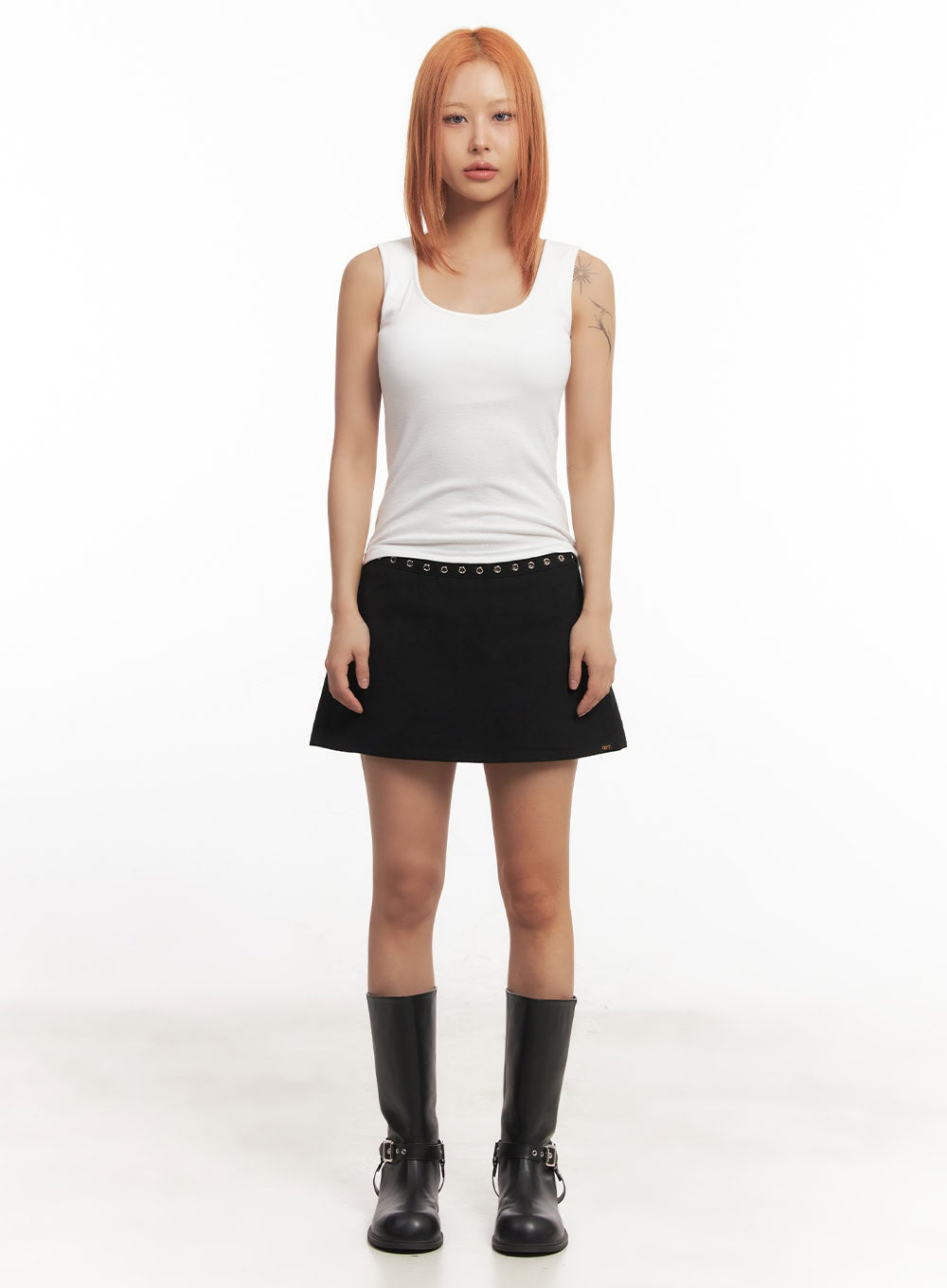 Essential U-Neck Tank Top IA517