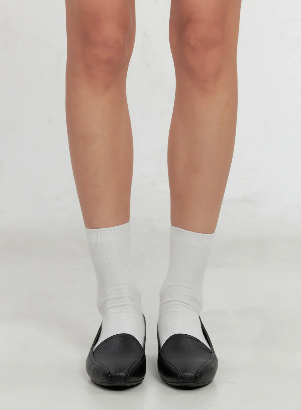 Soft Faux-Leather Loafers IS516