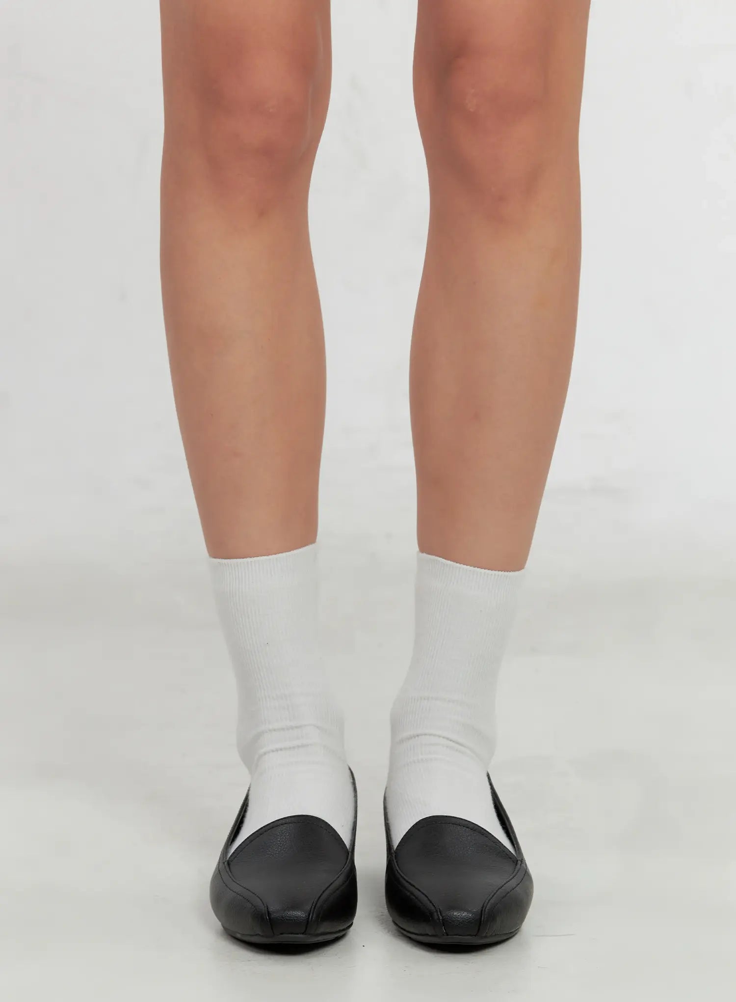 Soft Faux-Leather Loafers IS516