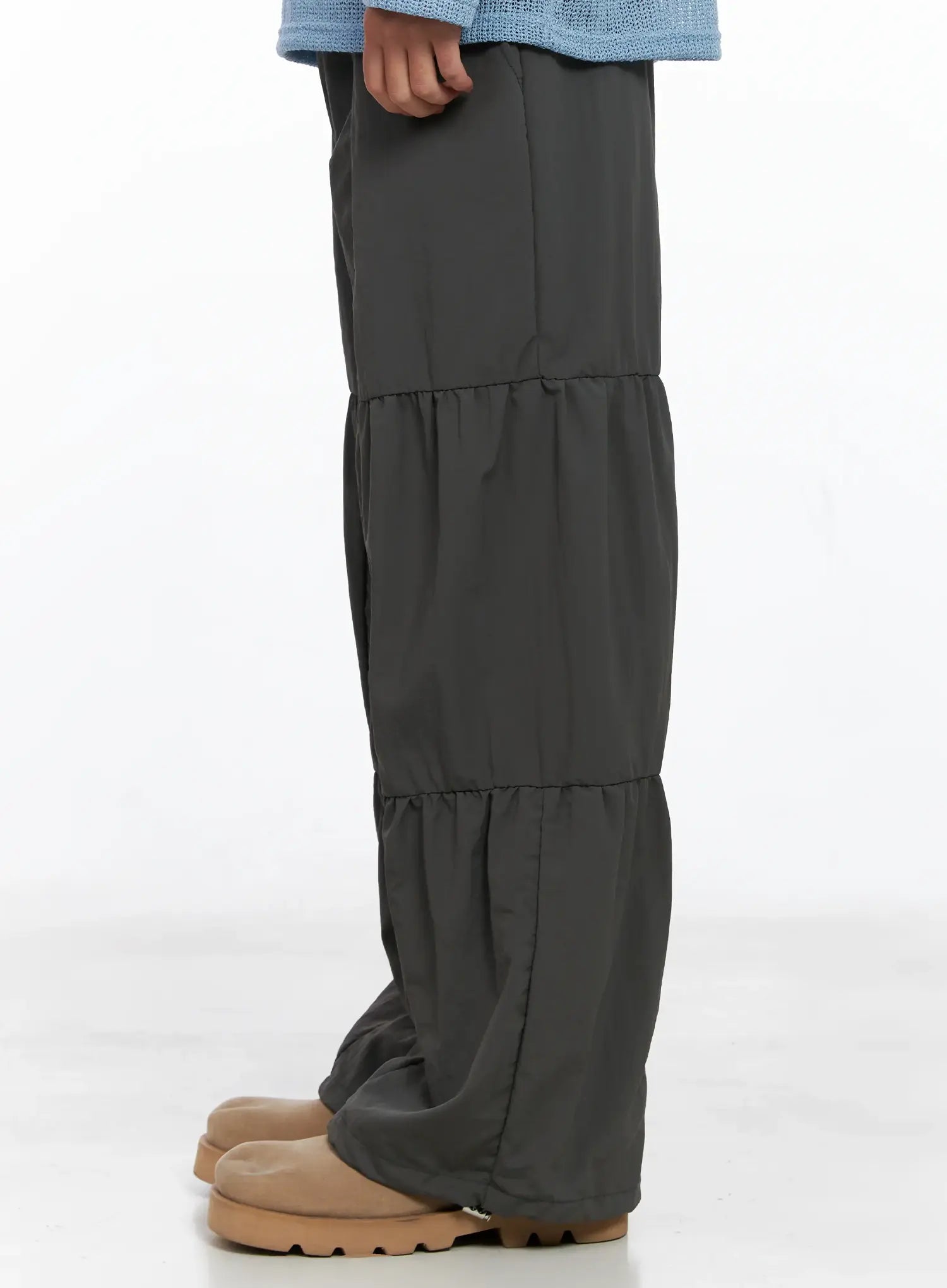 Men's Line Stitch Parachute Pants IS510