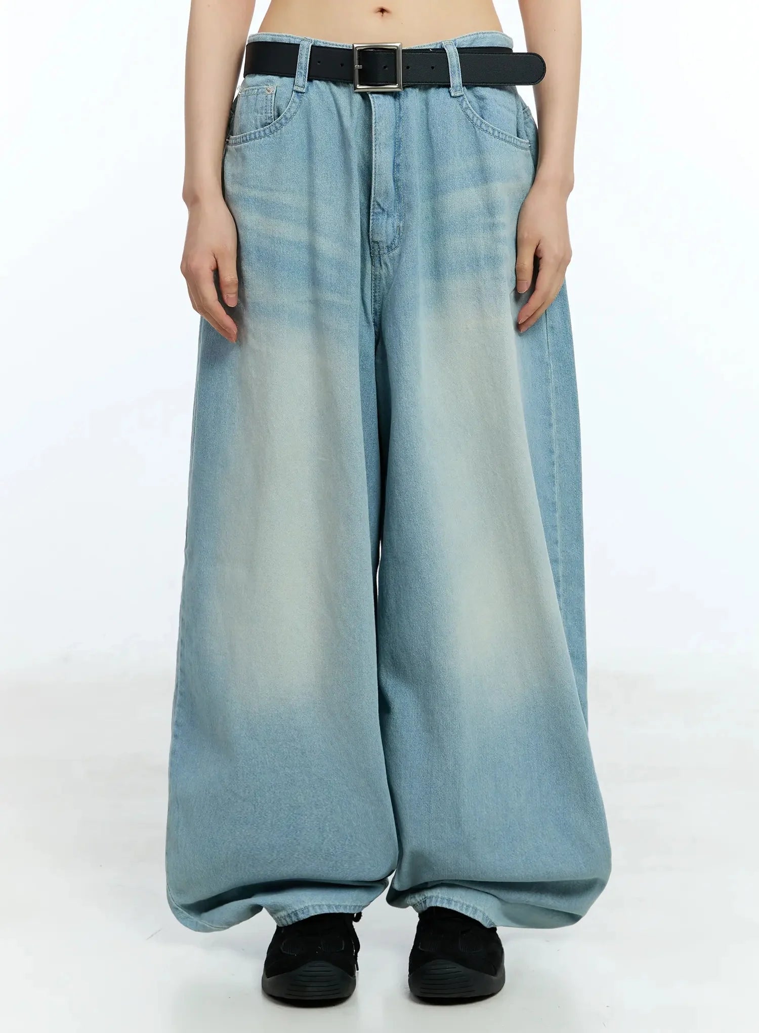 Yerim Washed Baggy Jeans IU524