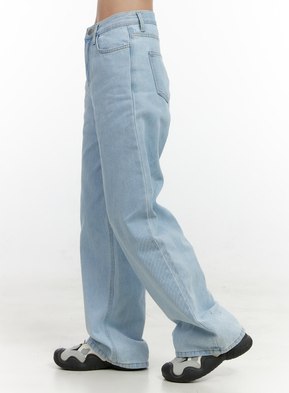 Selena Breezy Wide-Leg Jeans ON404