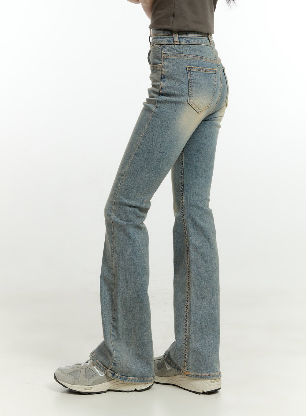 Anna Double Button Bootcut Jeans CG401