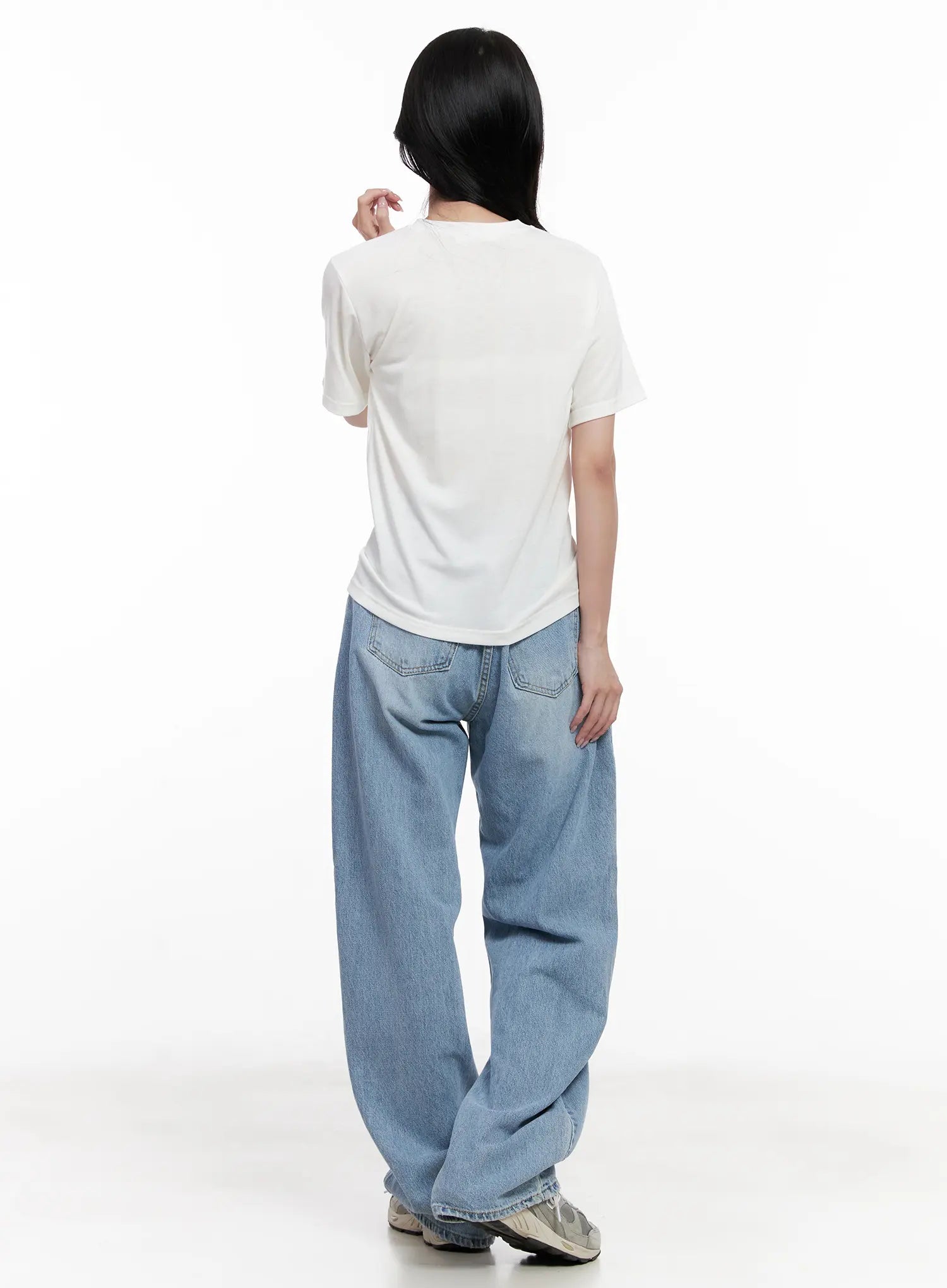 Classic Round-Neck Stretch Top CL515