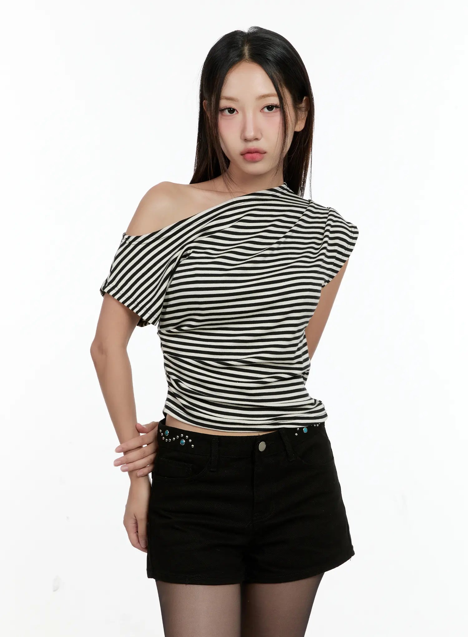 Striped Asymmetric Off-Shoulder Tee CG501