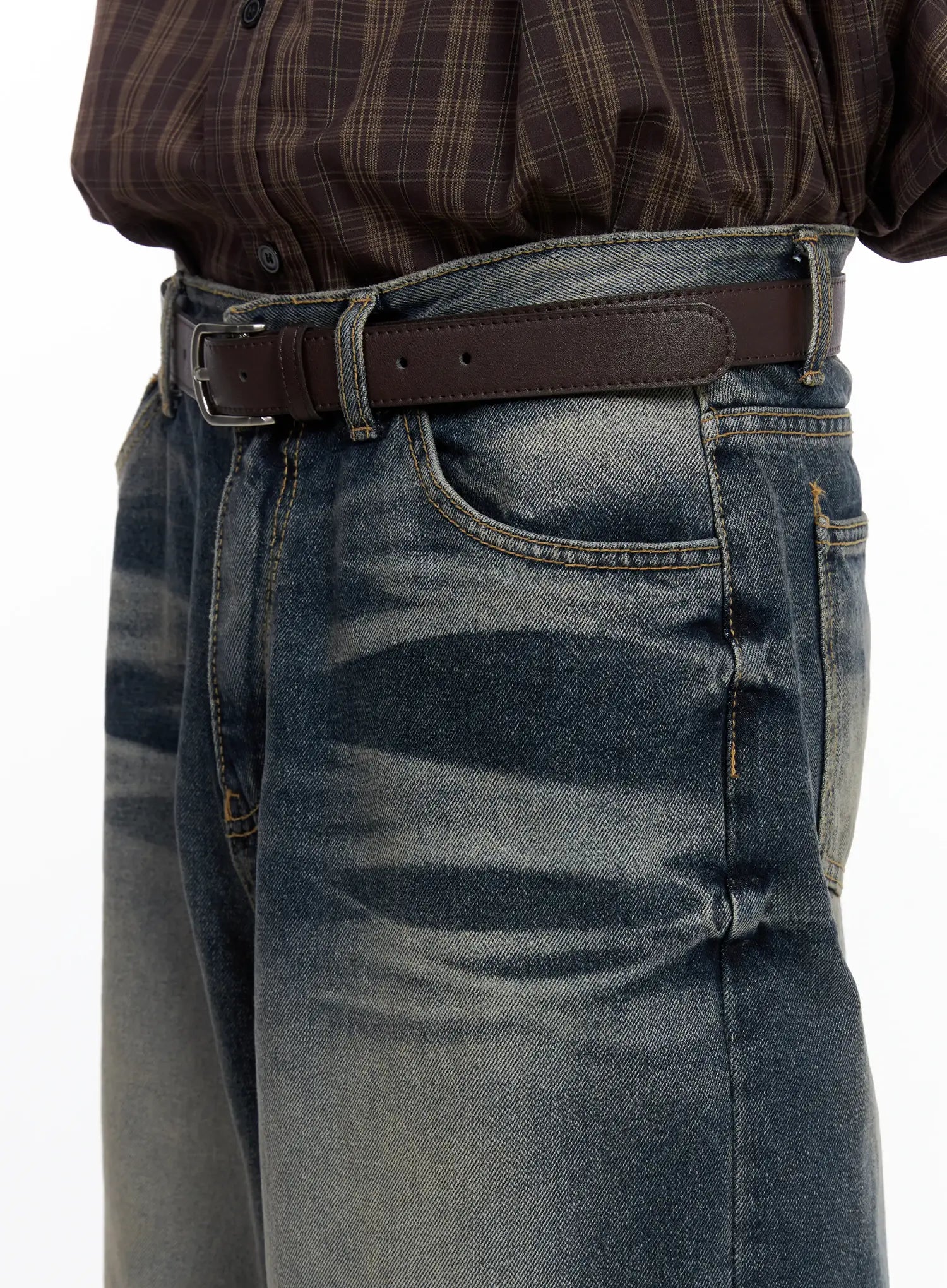Men's Faded Wide-Leg Jeans IS510