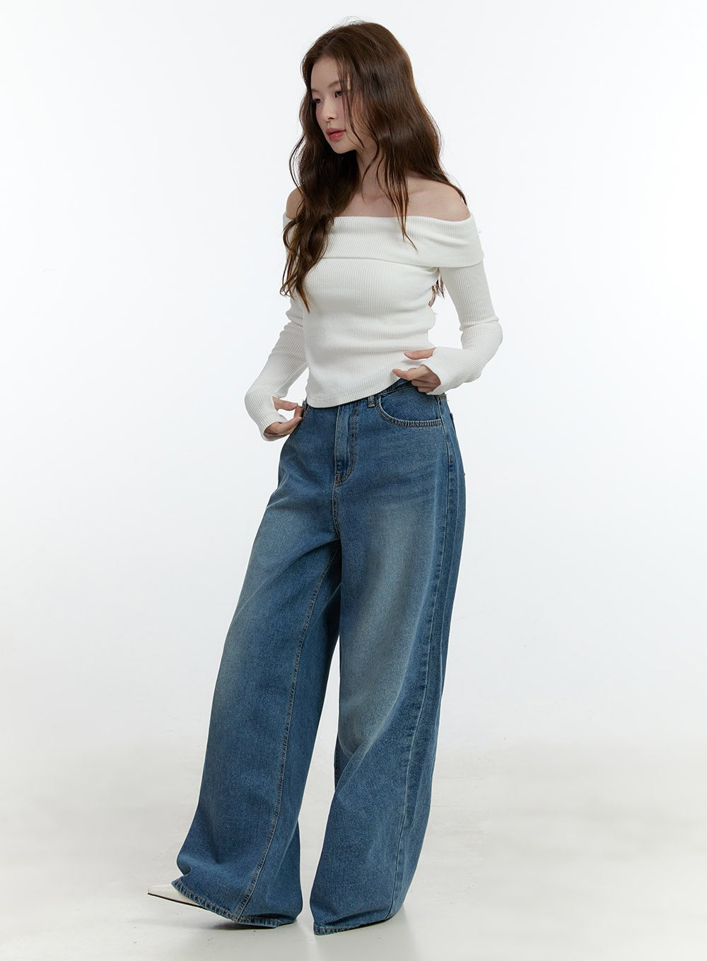 Becky Wide-Leg Jeans CF504