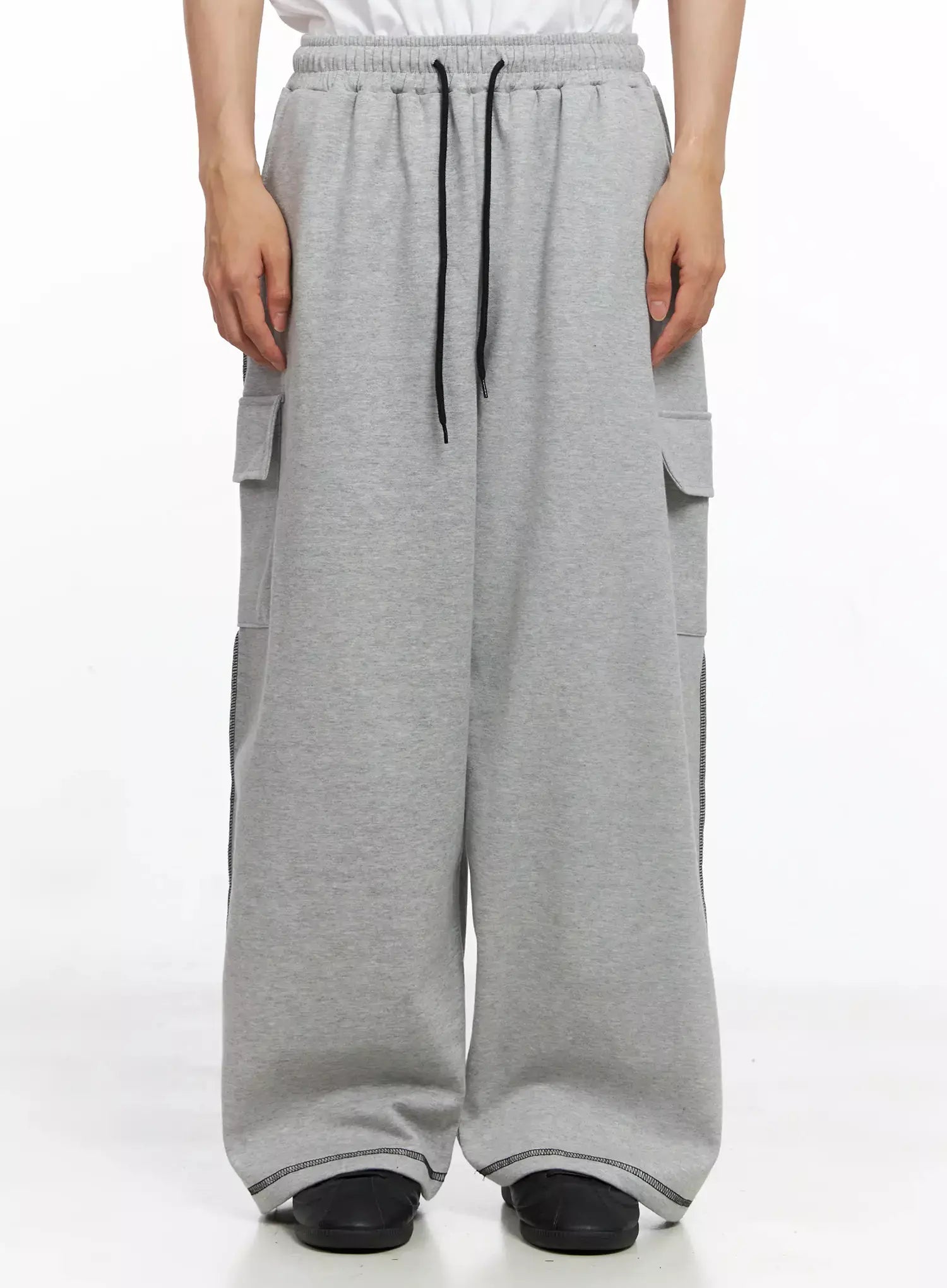 Men's Stitch Cargo Sweatpants IO516