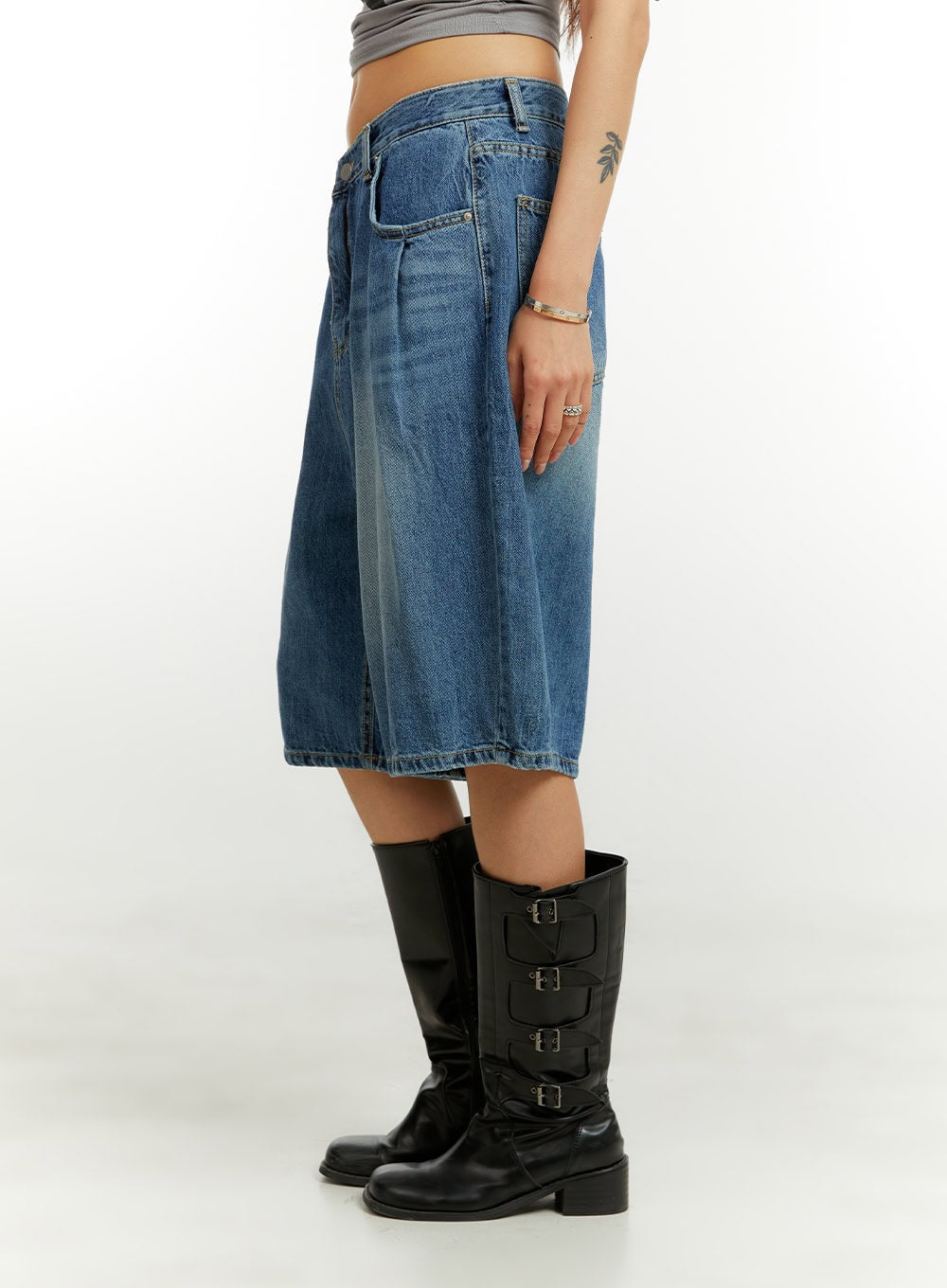 Low Rise Bermuda Jorts CU421