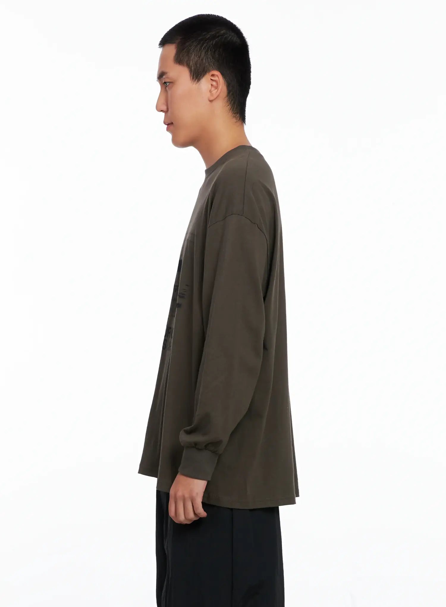 Men's Graphic Long Sleeve Tee IS509