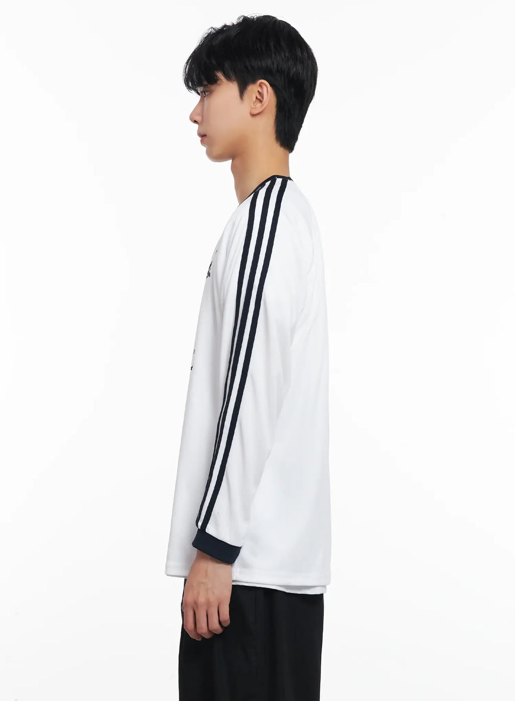 Men's Graphic Long-Sleeve Tee IL501