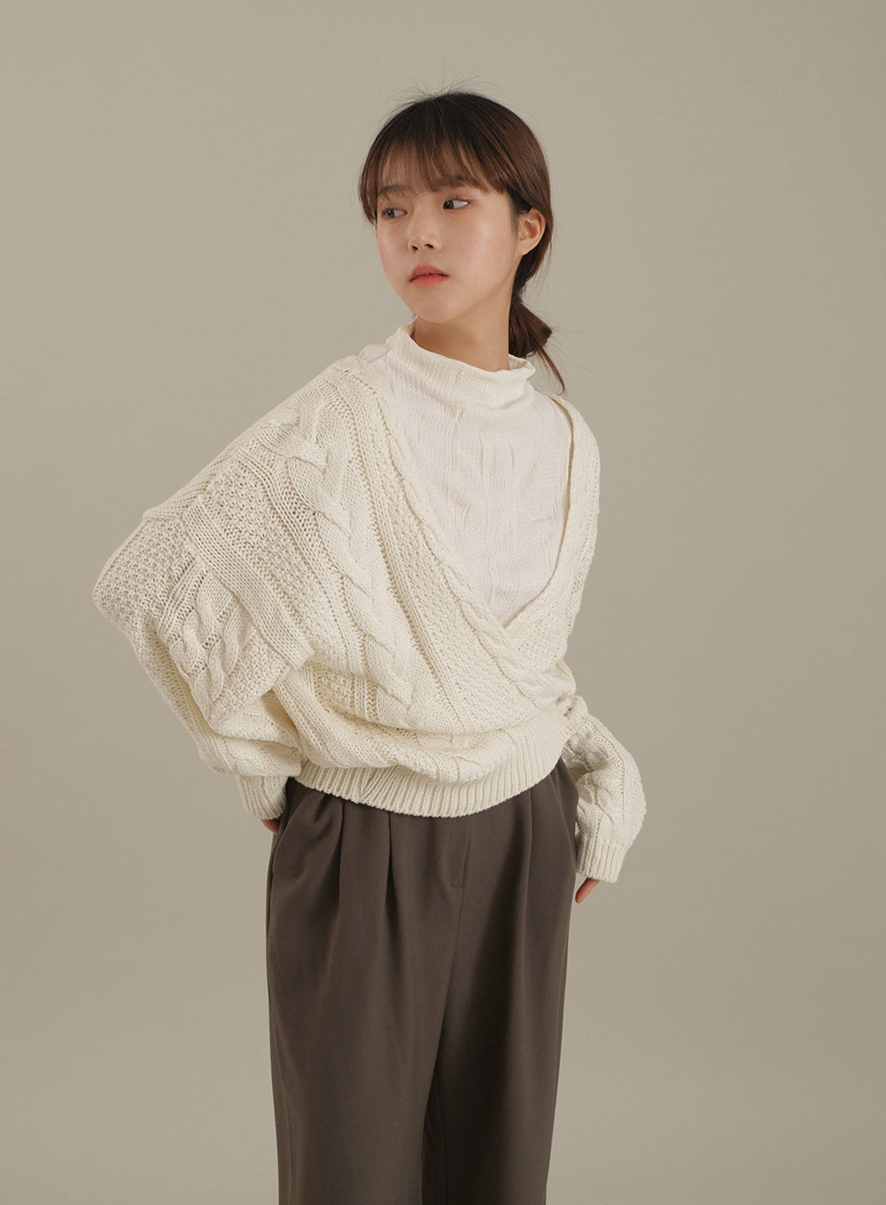 Wrinkle Short Sleeve Turtleneck Top