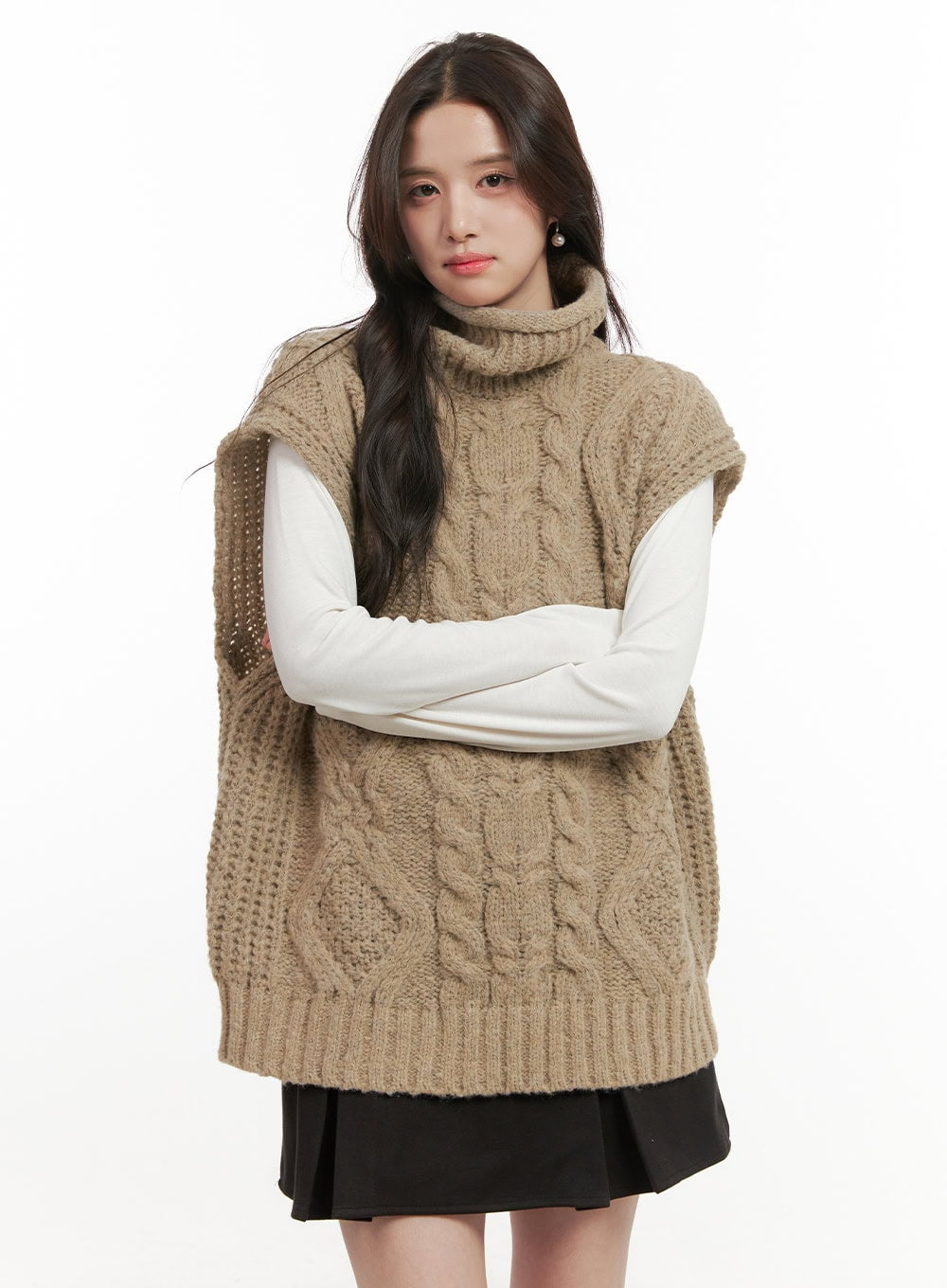Cable Knit Oversize Turtle Neck Vest ON429