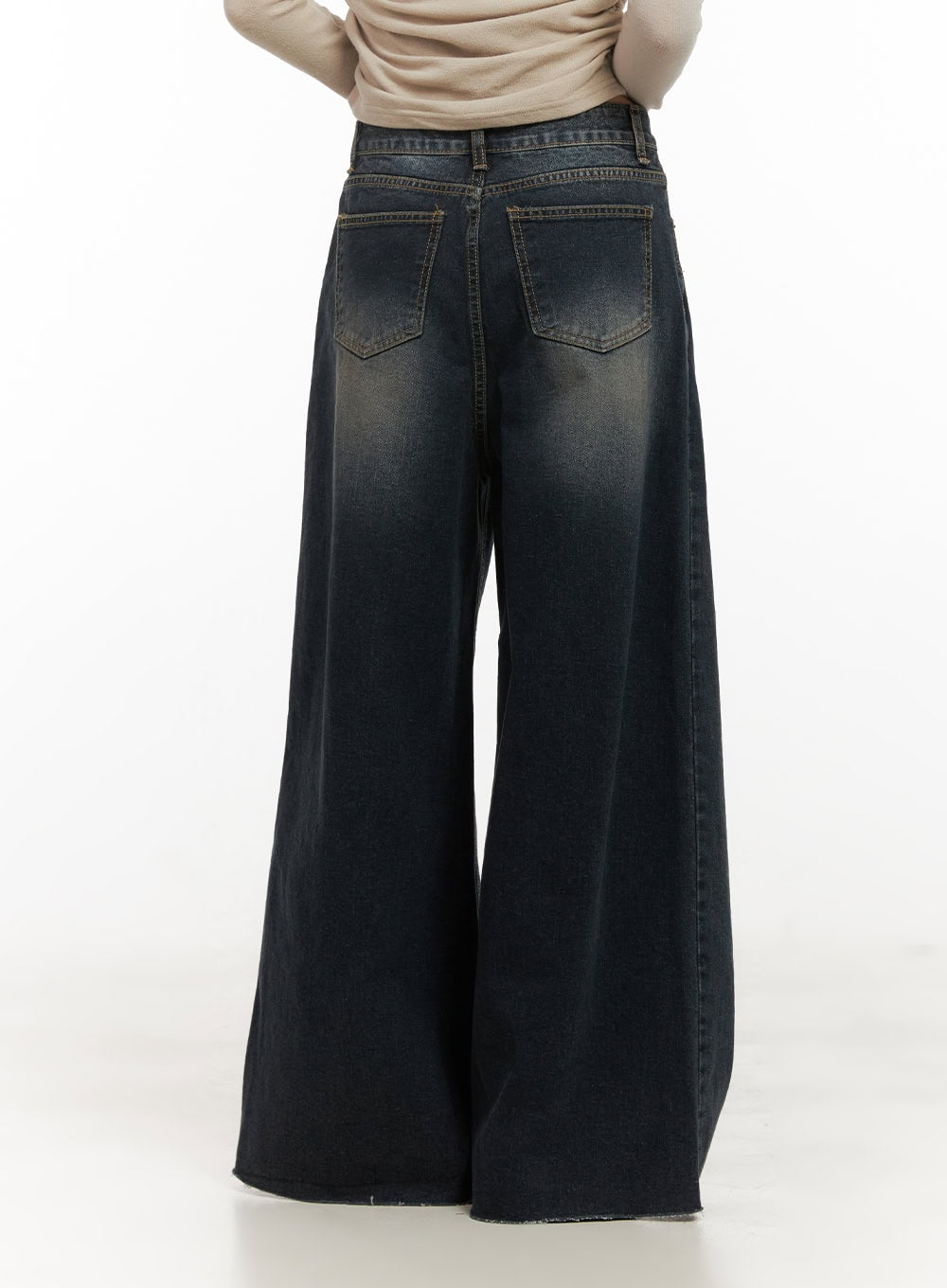 Tasha Low Waist Washed Wide Leg Jeans CD410
