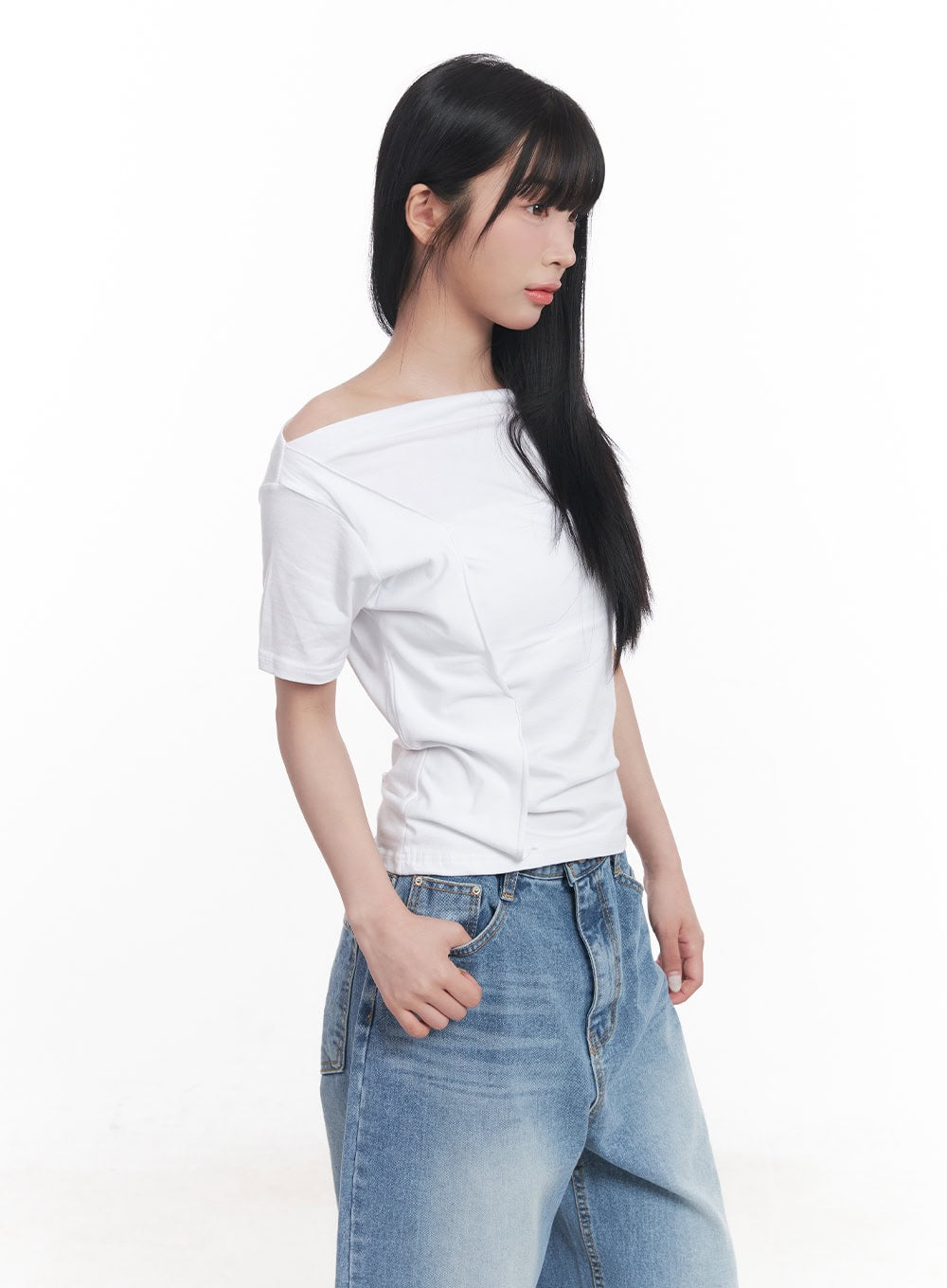 Essential Off-Shoulder Top CY527