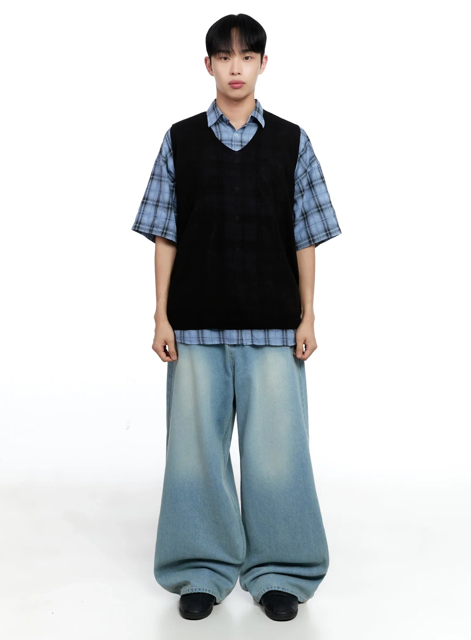 Men's Linen V-Neck Knit Vest IG520