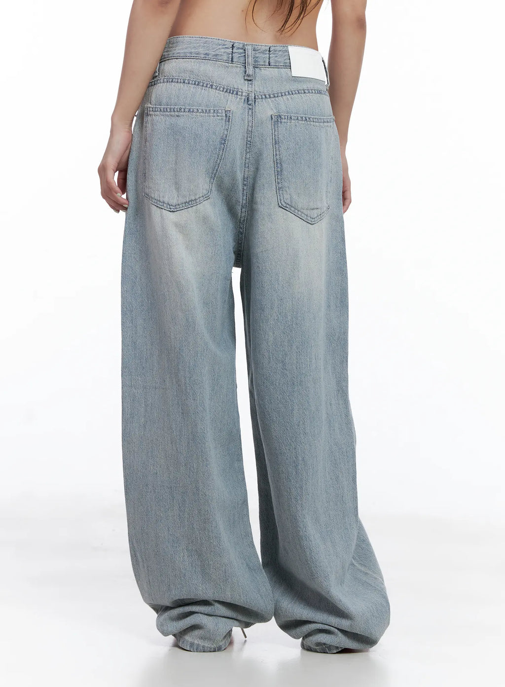 Hwasa Wash Wide-Leg Jeans CL511