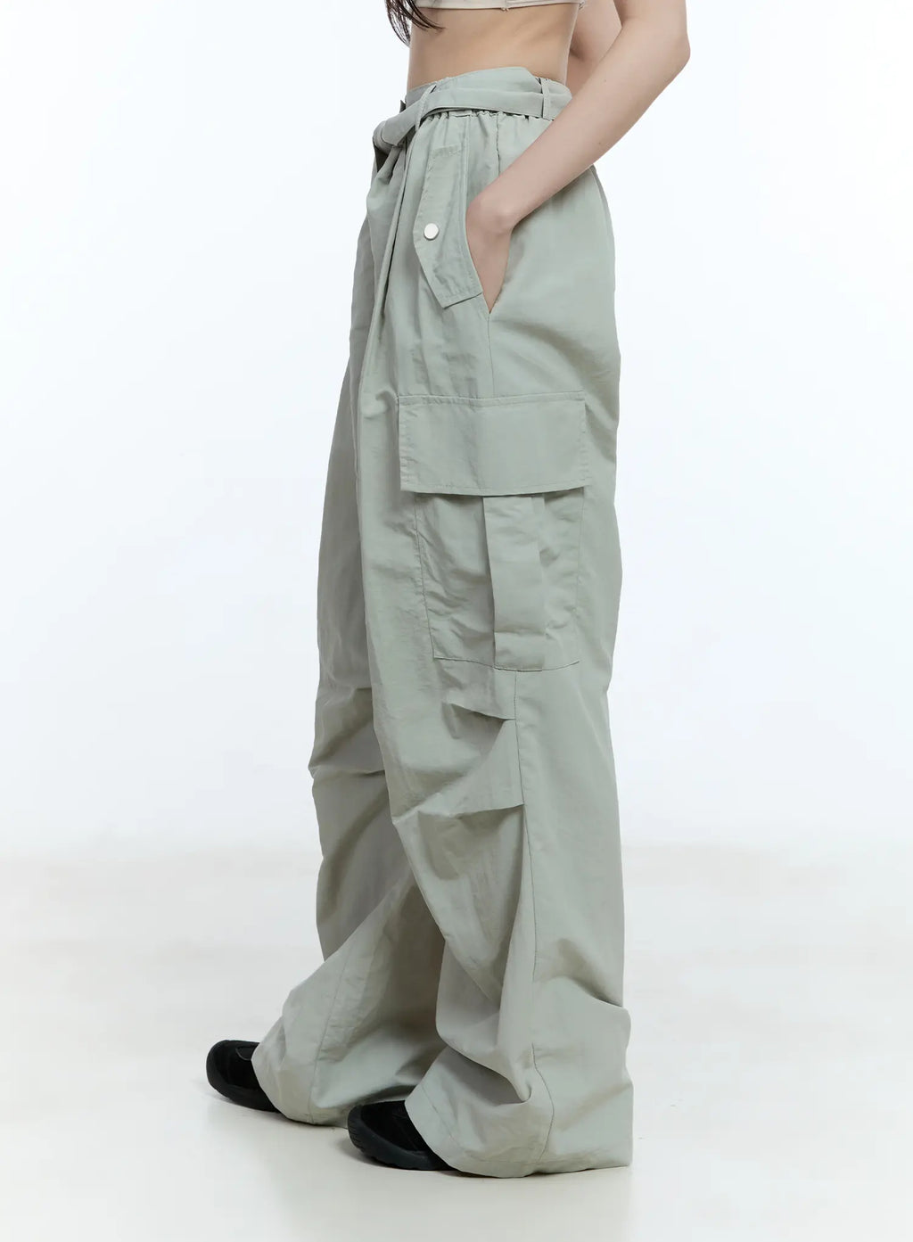 Pintuck Nylon Wide-Leg Cargo Pants CY514