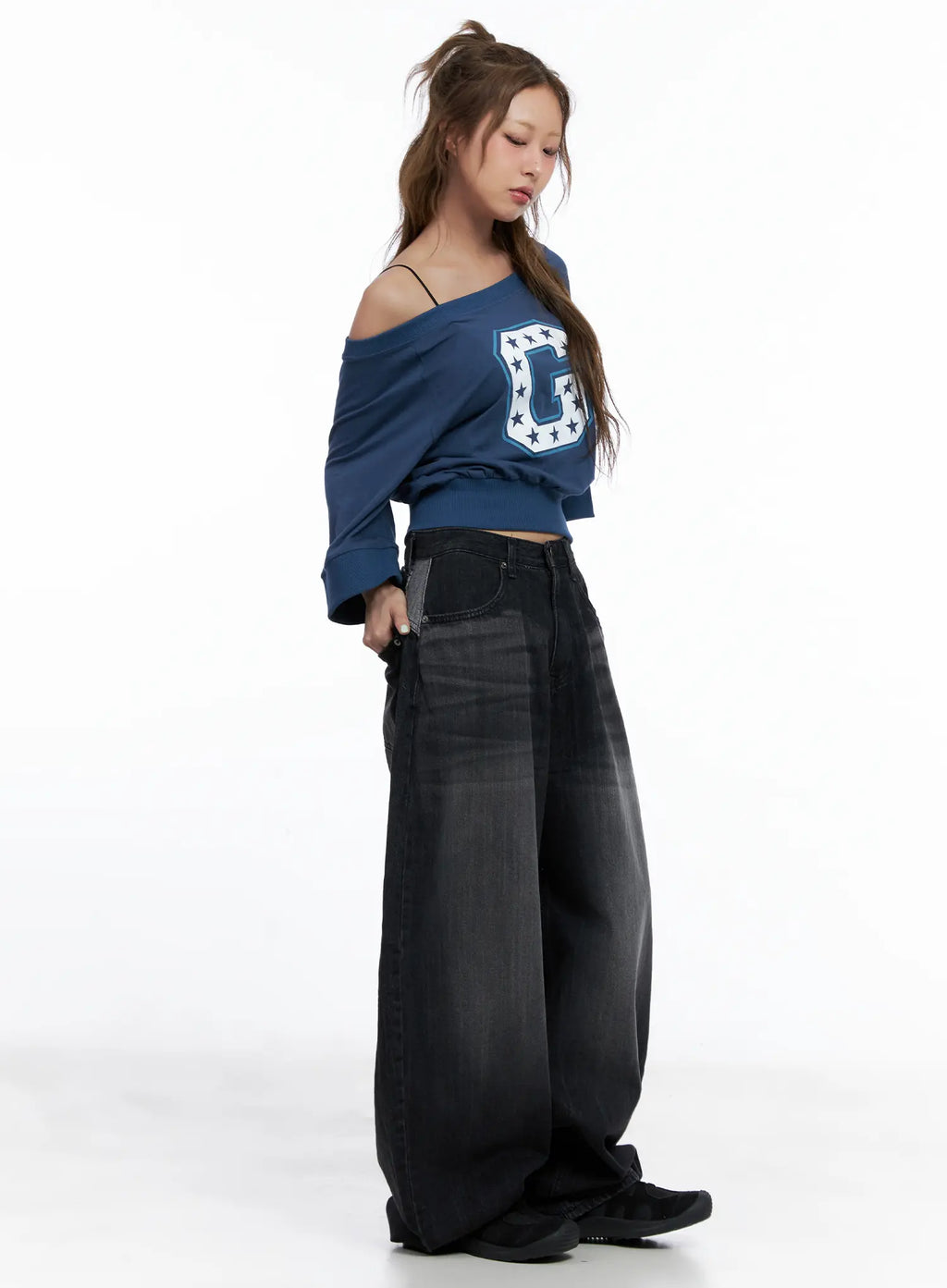 Suyeon Embroidered Baggy Denim Jeans CL510