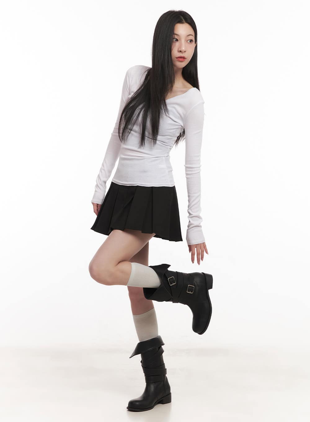 Buttoned V-Neck Long-Sleeve Top CM518