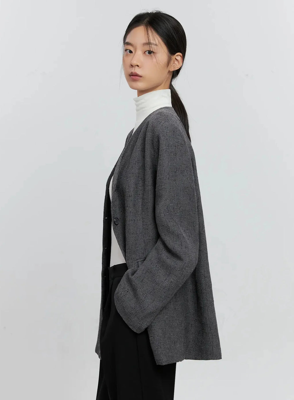 Oversized Collarless Blazer IS516