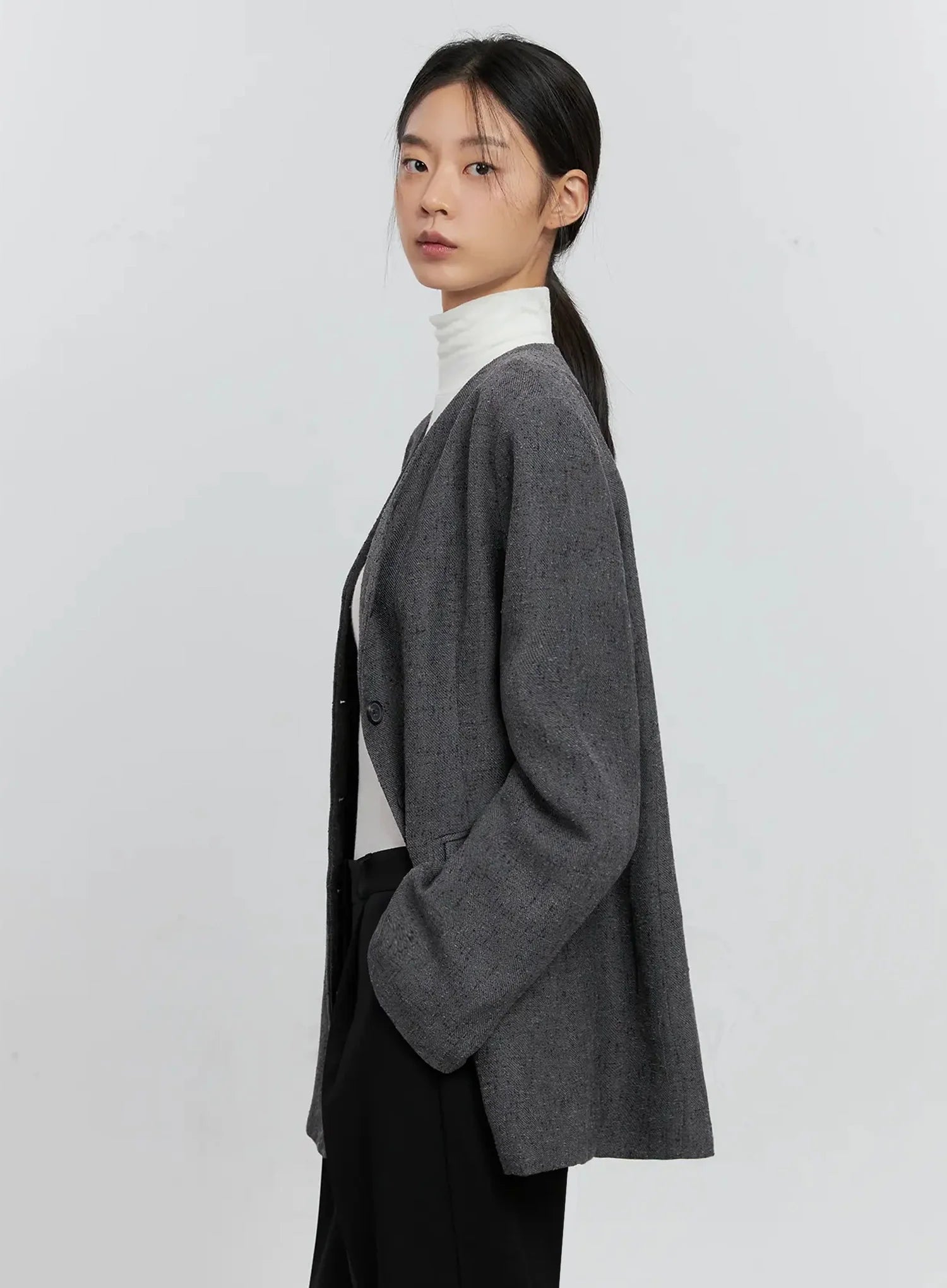 Oversized Collarless Blazer IS516