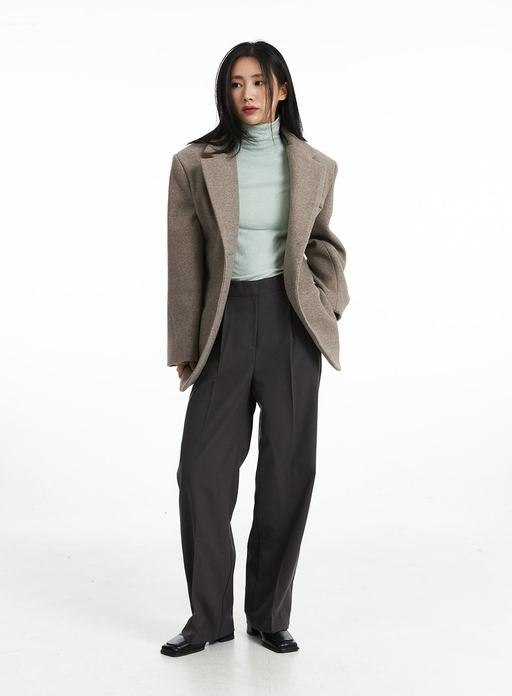 Notched Collar Wool Blazer OO325