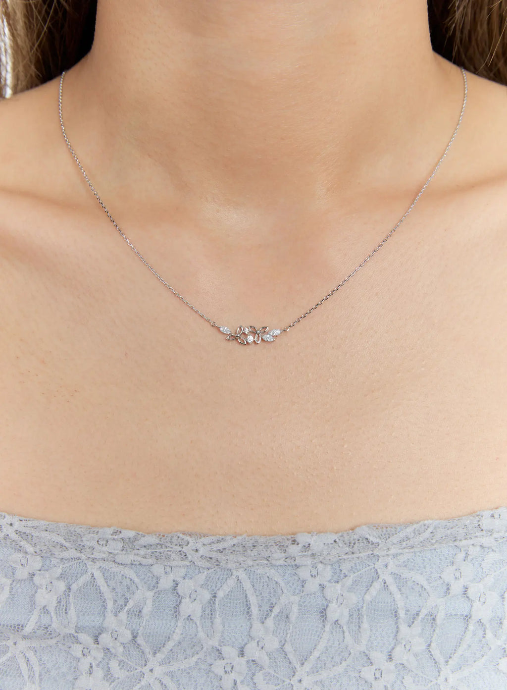 Trefoil Petal Necklace IS517