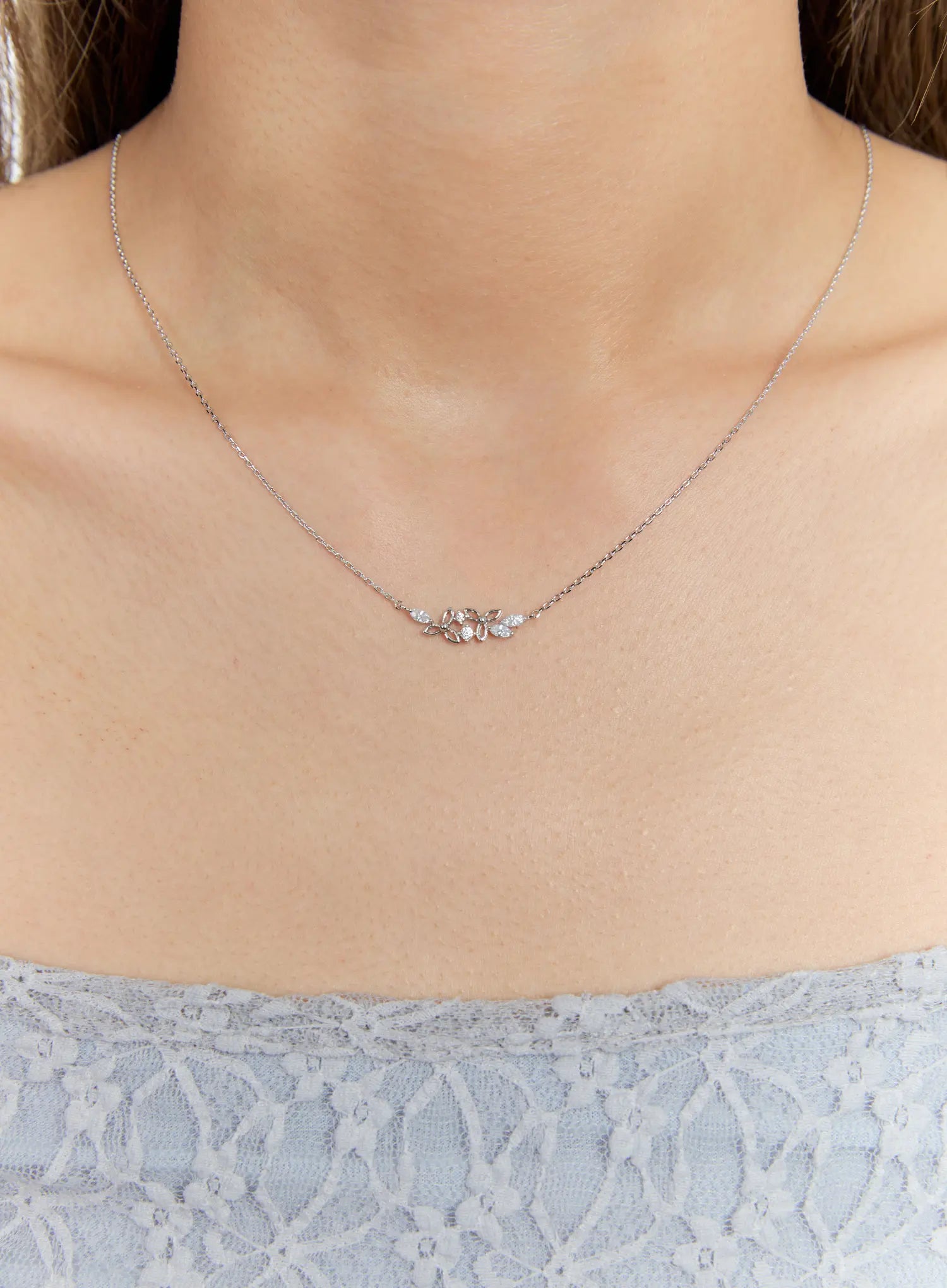 Trefoil Petal Necklace IS517