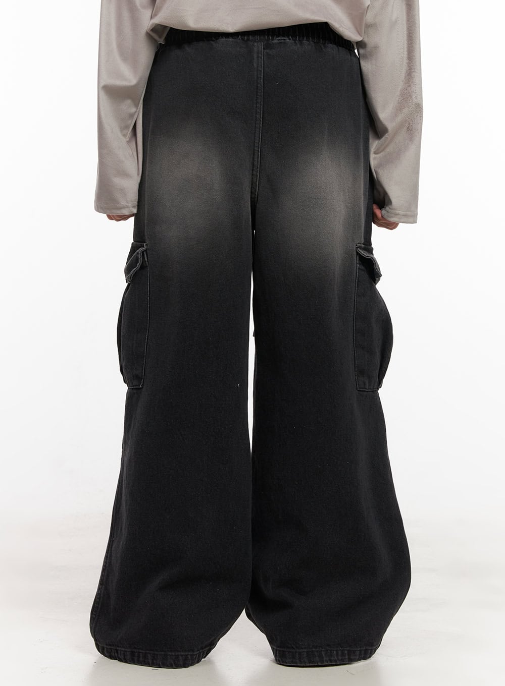 Men's Wide-Fit Denim Cargo Jeans ID427