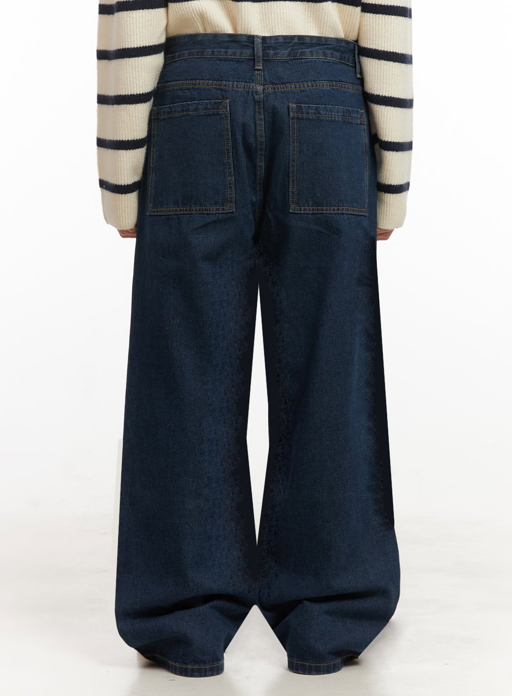 Men's Wide-Fit Solid Denim Jeans ID431