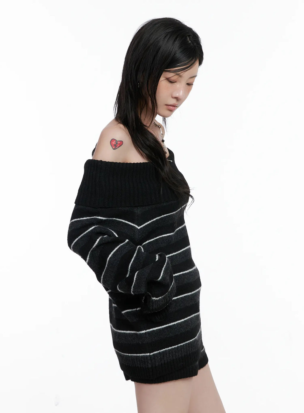 Striped Off-Shoulder Sweater and Shorts Set CS529