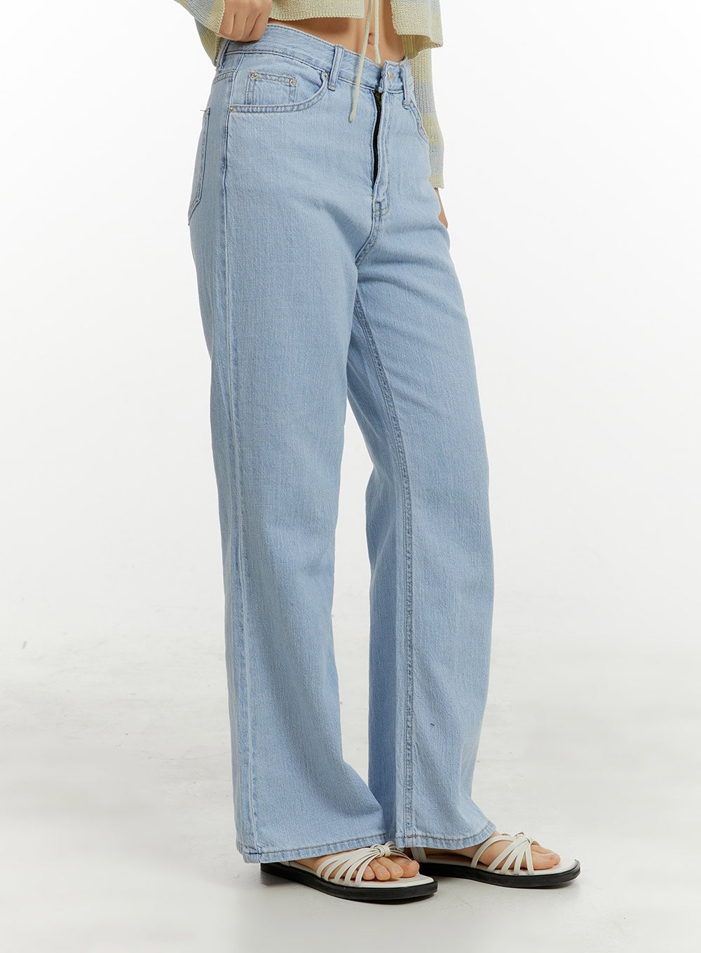 Loose-Fit Bootcut Jeans OY413