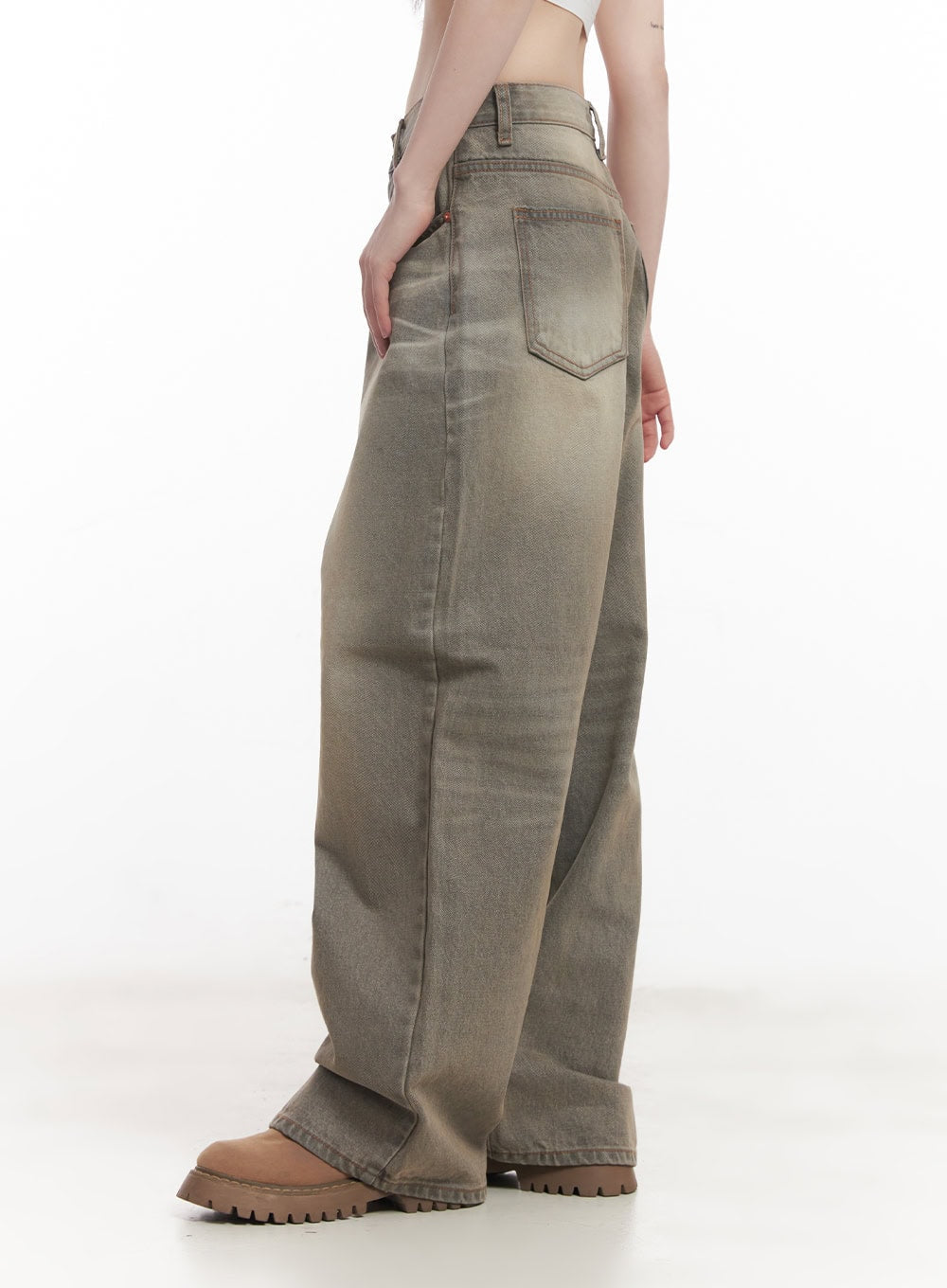 Joey Washed Wide-Leg Jeans CM528