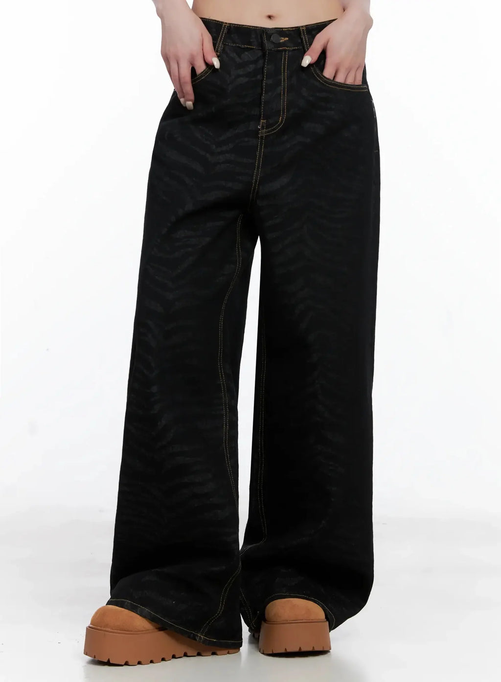 Freyja Animal Print Wide Leg Jeans IS508