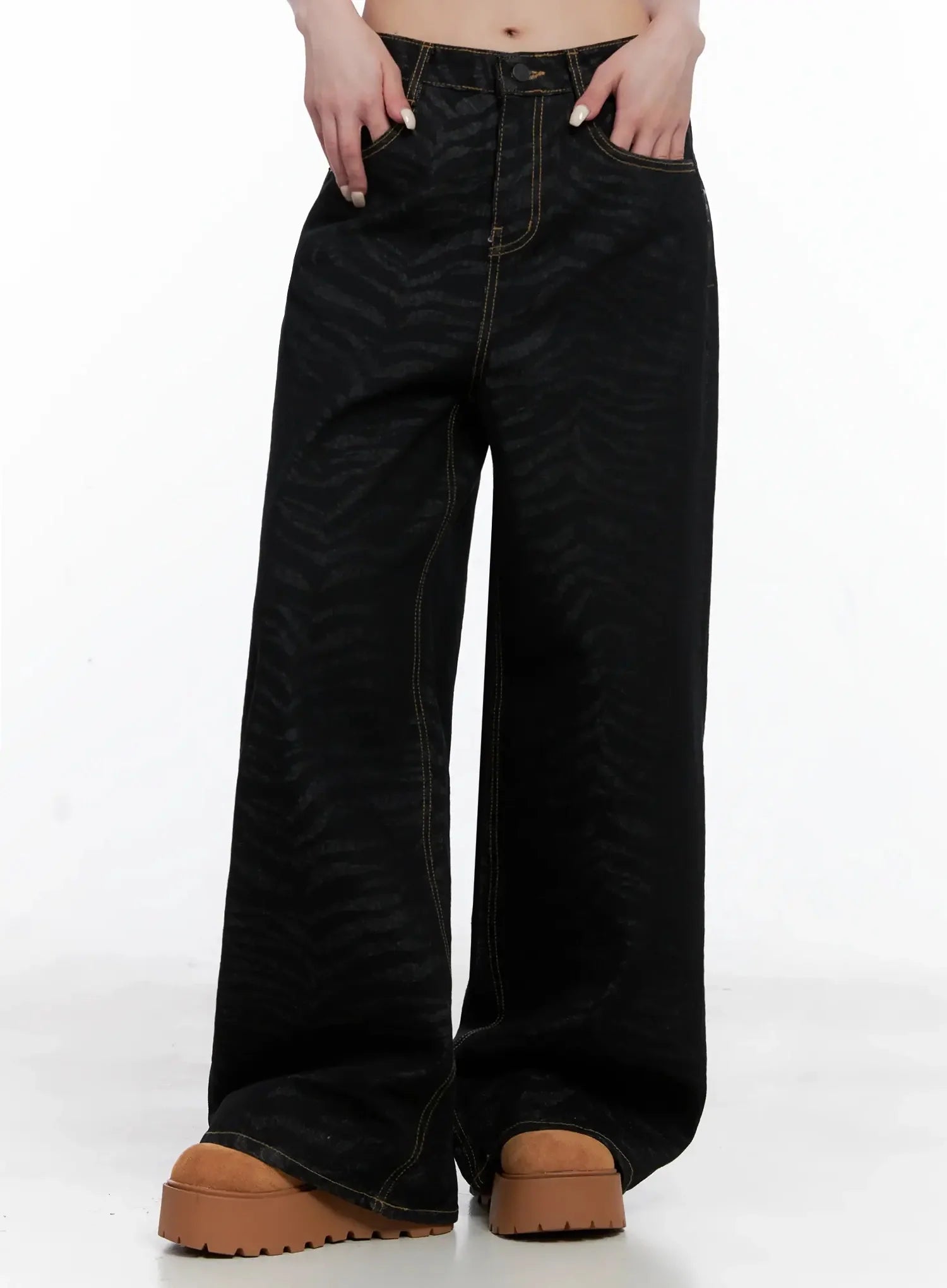 Freyja Animal Print Wide Leg Jeans IS508
