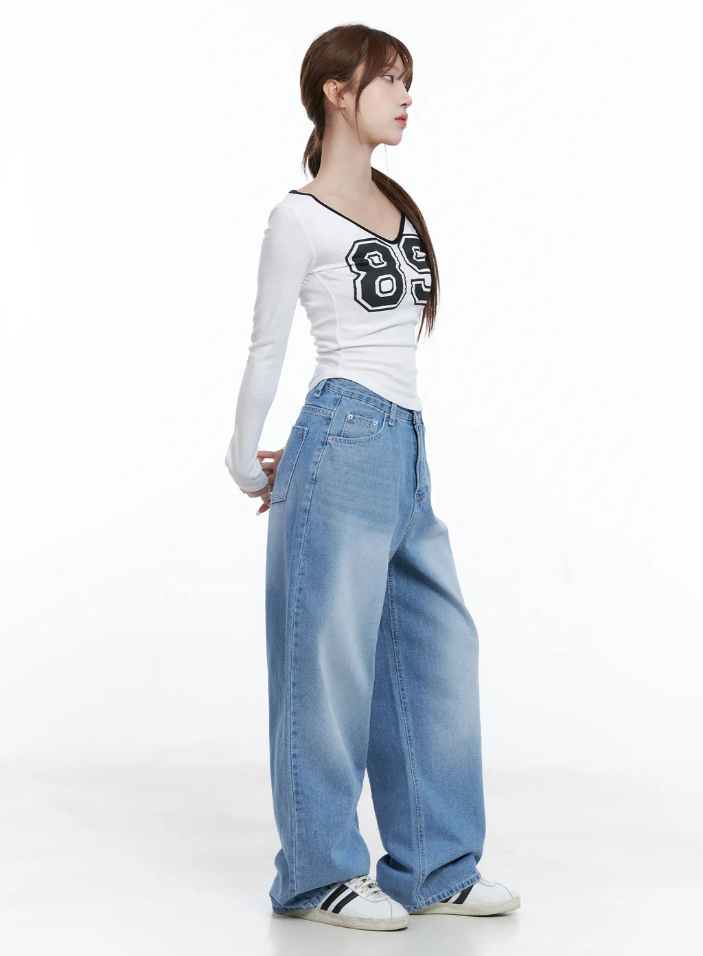 Keily Wide Leg Light Wash Jeans CG529