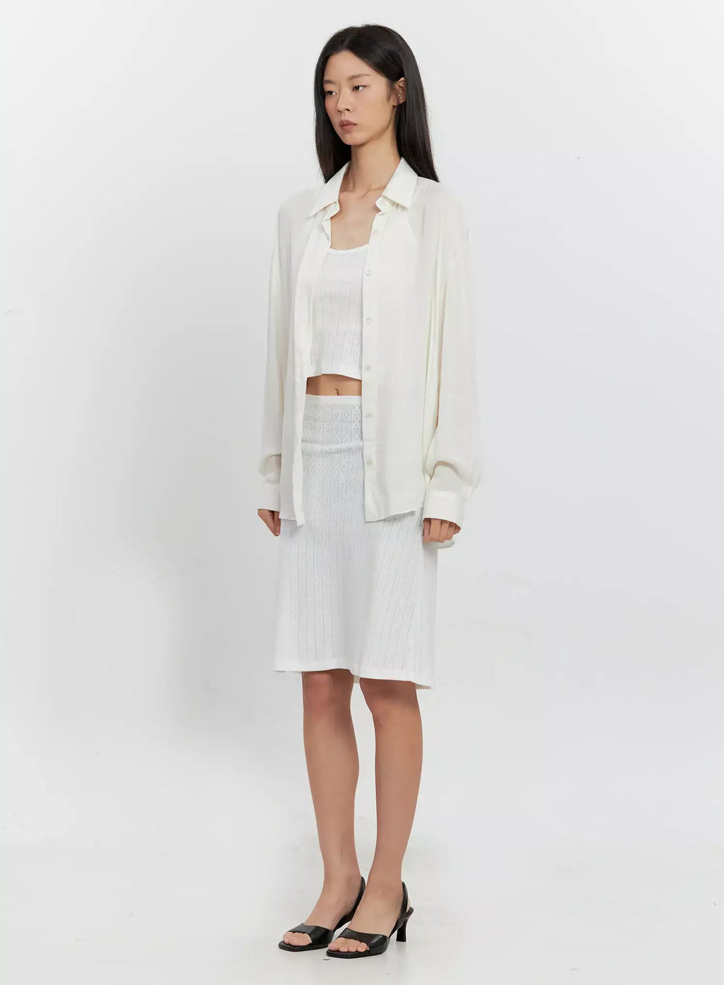 Classic Long-Sleeve Button-Up IL528