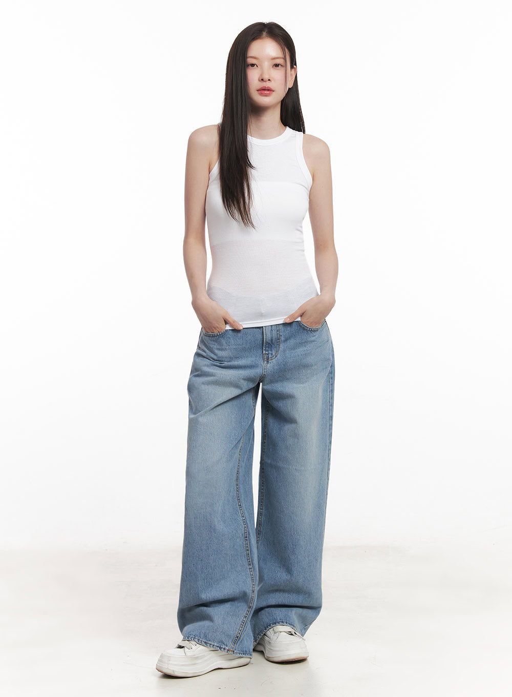 Essential Mock-Neck Tank Top IY509