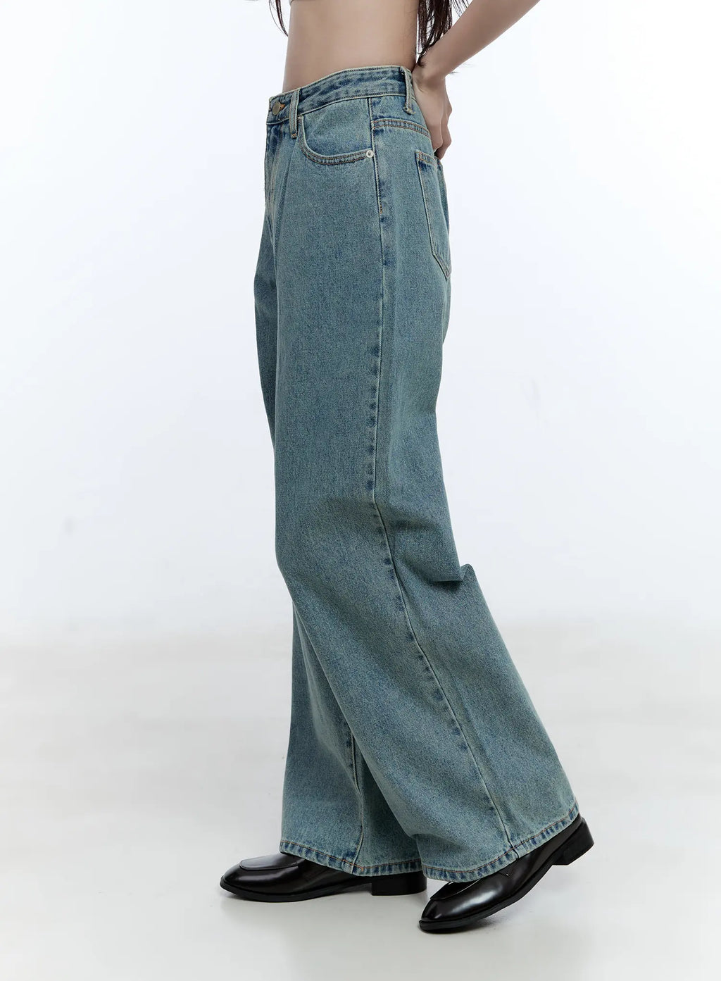 Lina Wide-Leg Jeans CG513