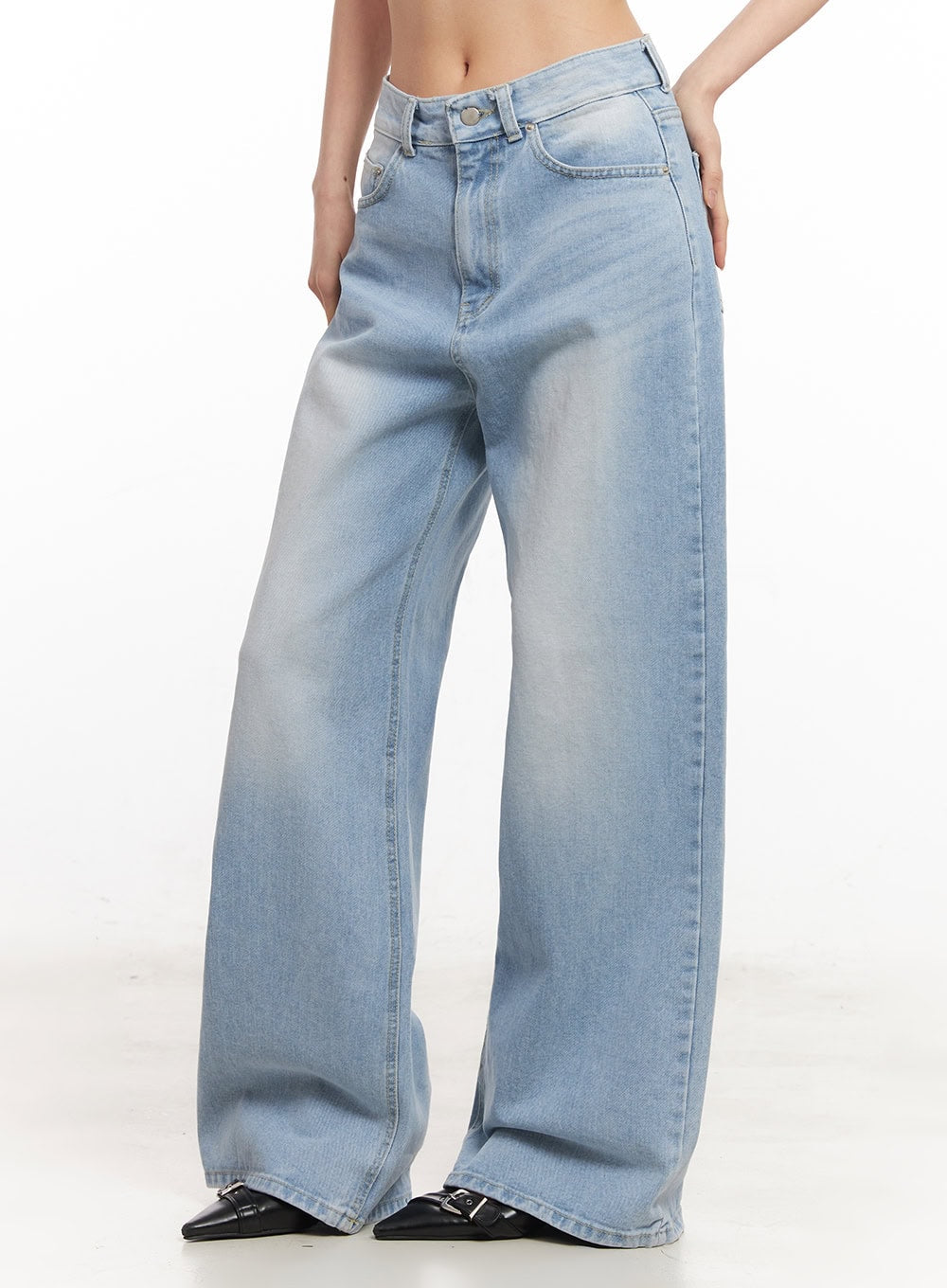Calista Washed Wide-Leg Bootcut Jeans CA516