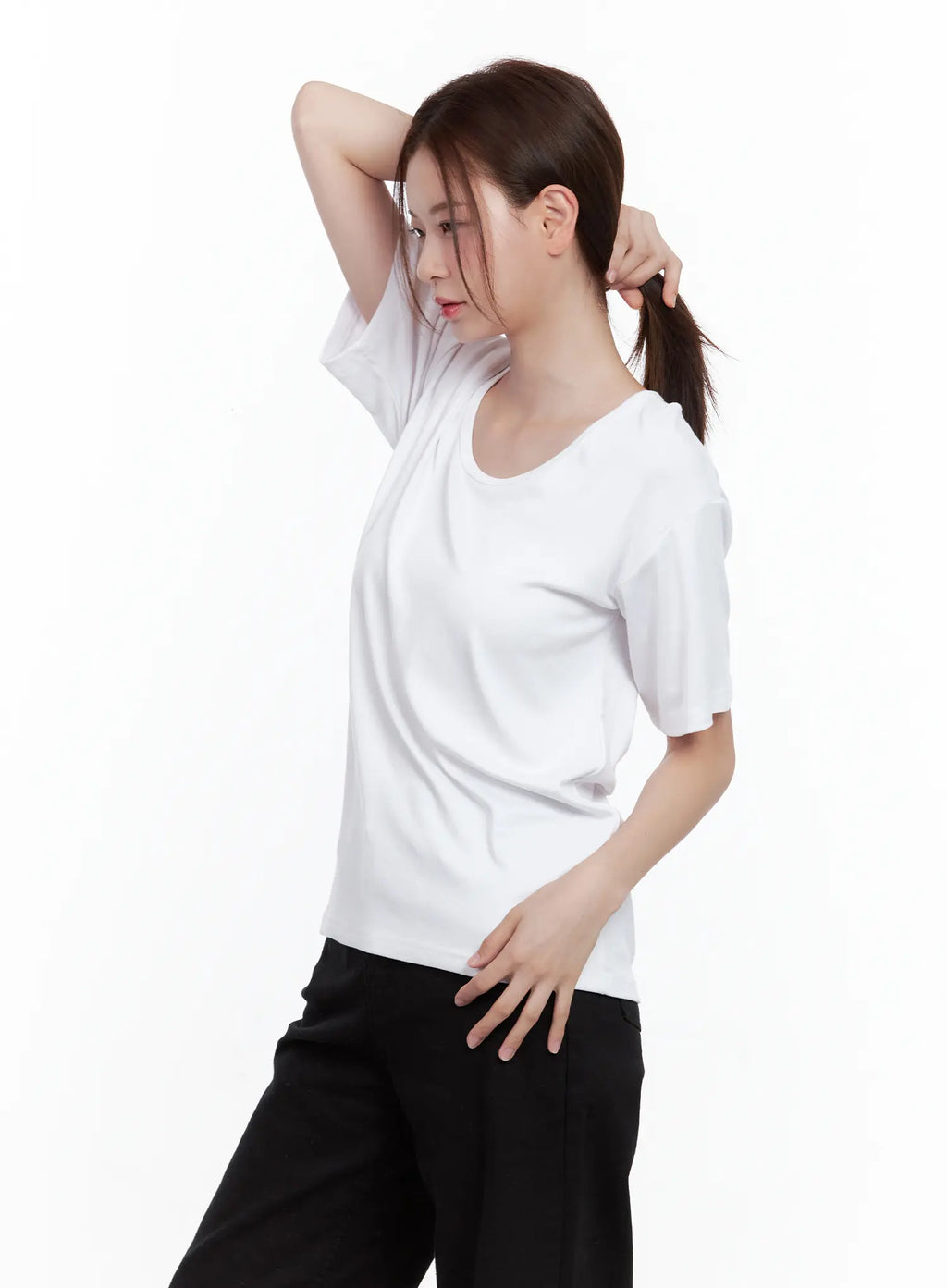 Essential Scoop-Neck Top CL502