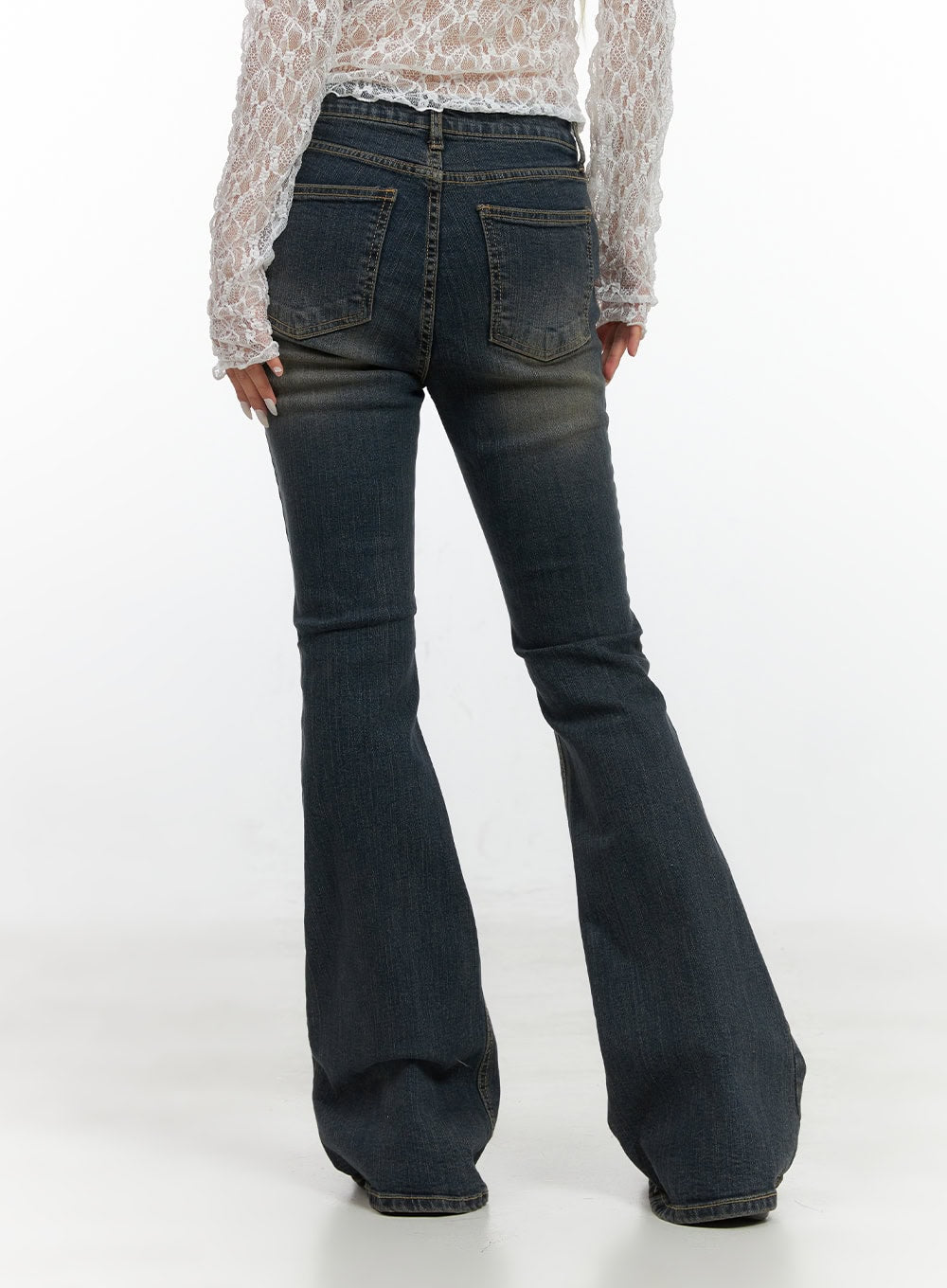Elsie Contour Fit Washed Bootcut Jeans CS425