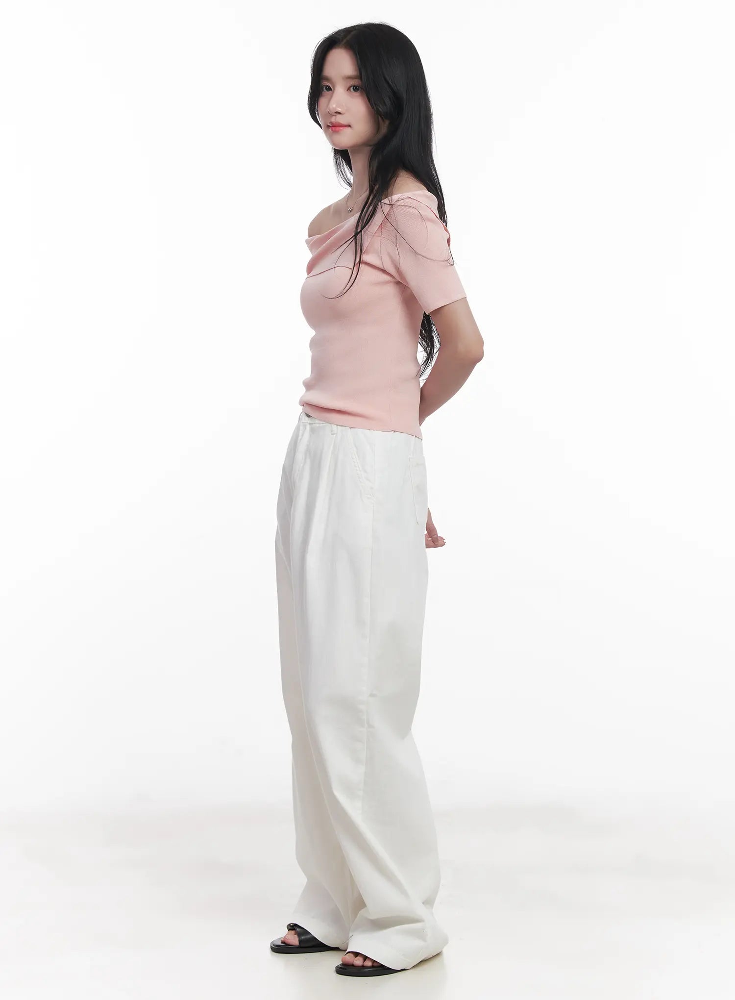 Off-Shoulder Asymmetric Short-Sleeve Sweater CU525