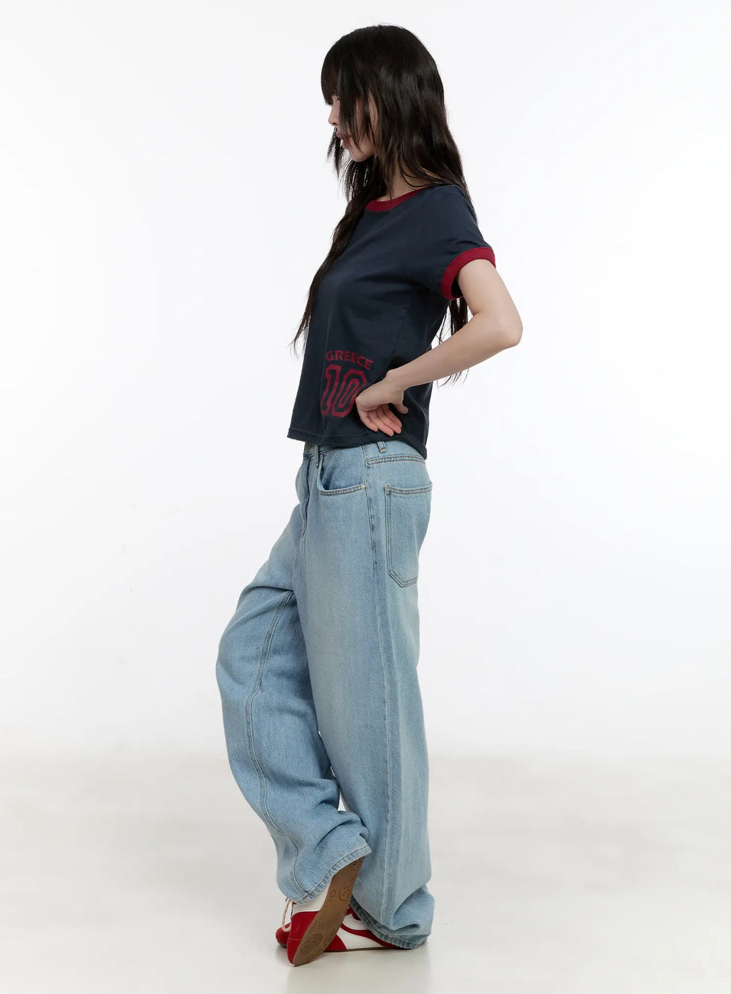 Iroha Lightweight Relaxed Jeans CL507
