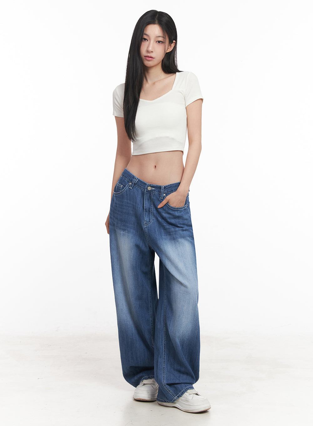 Bibi Wide-Leg Jeans IY516