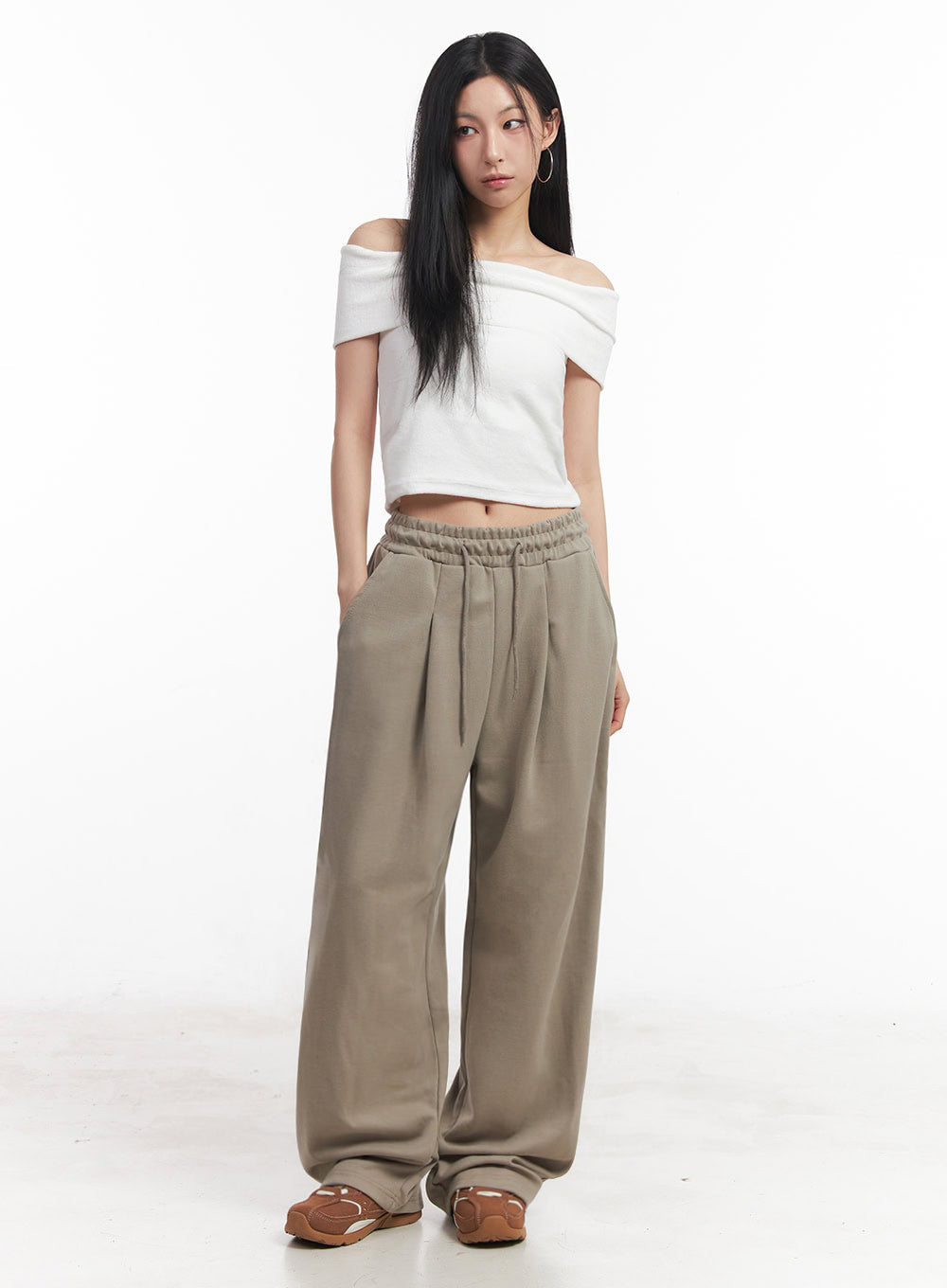 Classic Off-Shoulder Crop Top IY516