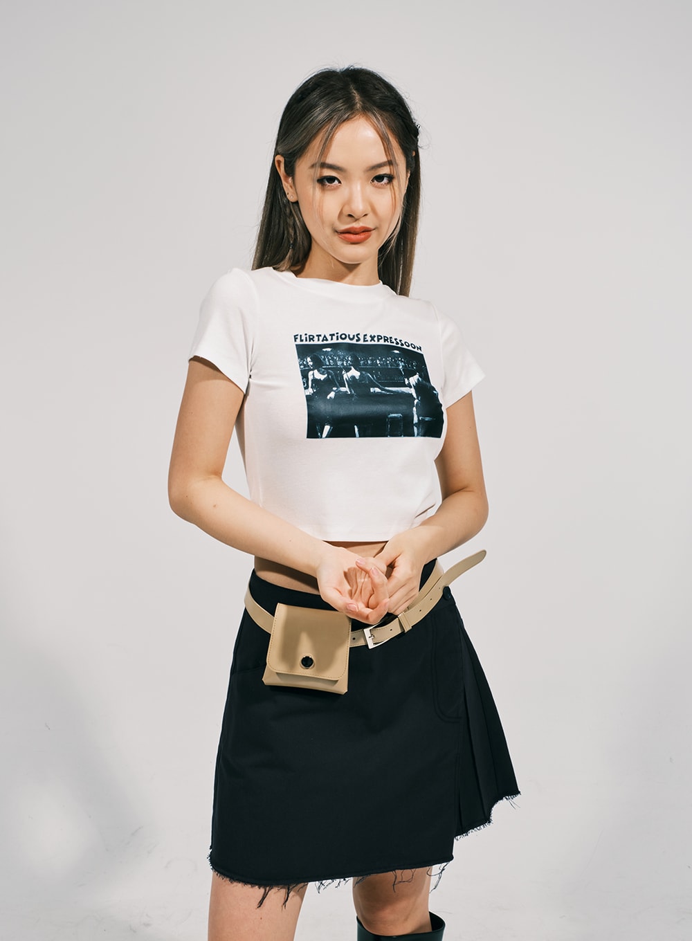 Expression Graphic Crop Tee CJ02