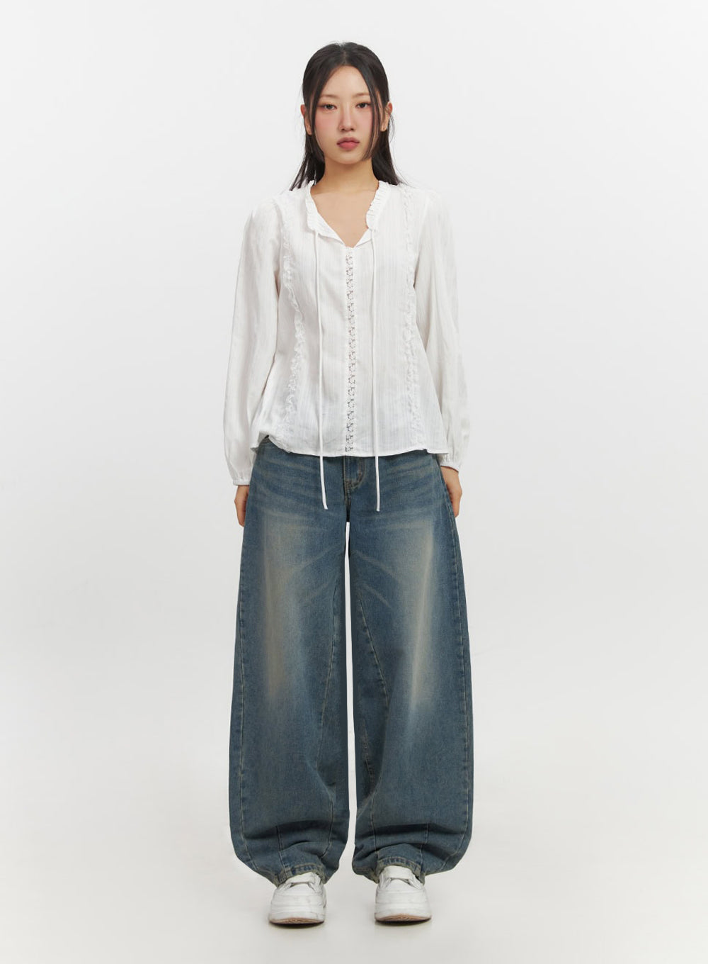 Lace-Trim Loose-Fit Blouse IF511